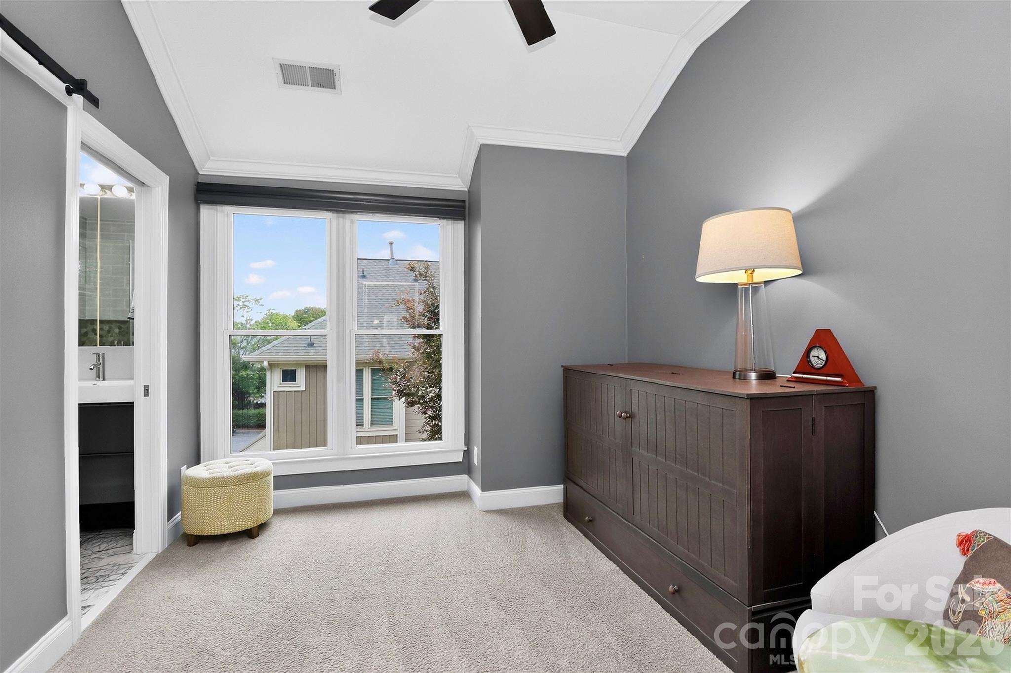 1073 Park West Drive Property Photo 22