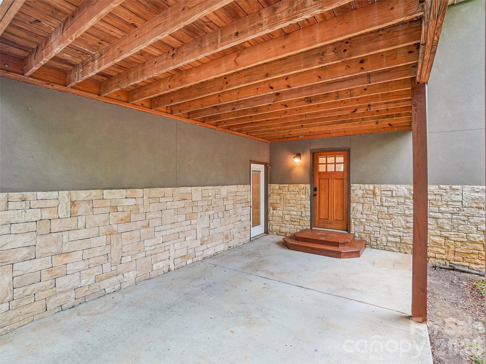 3 Delaware Avenue Property Photo 5
