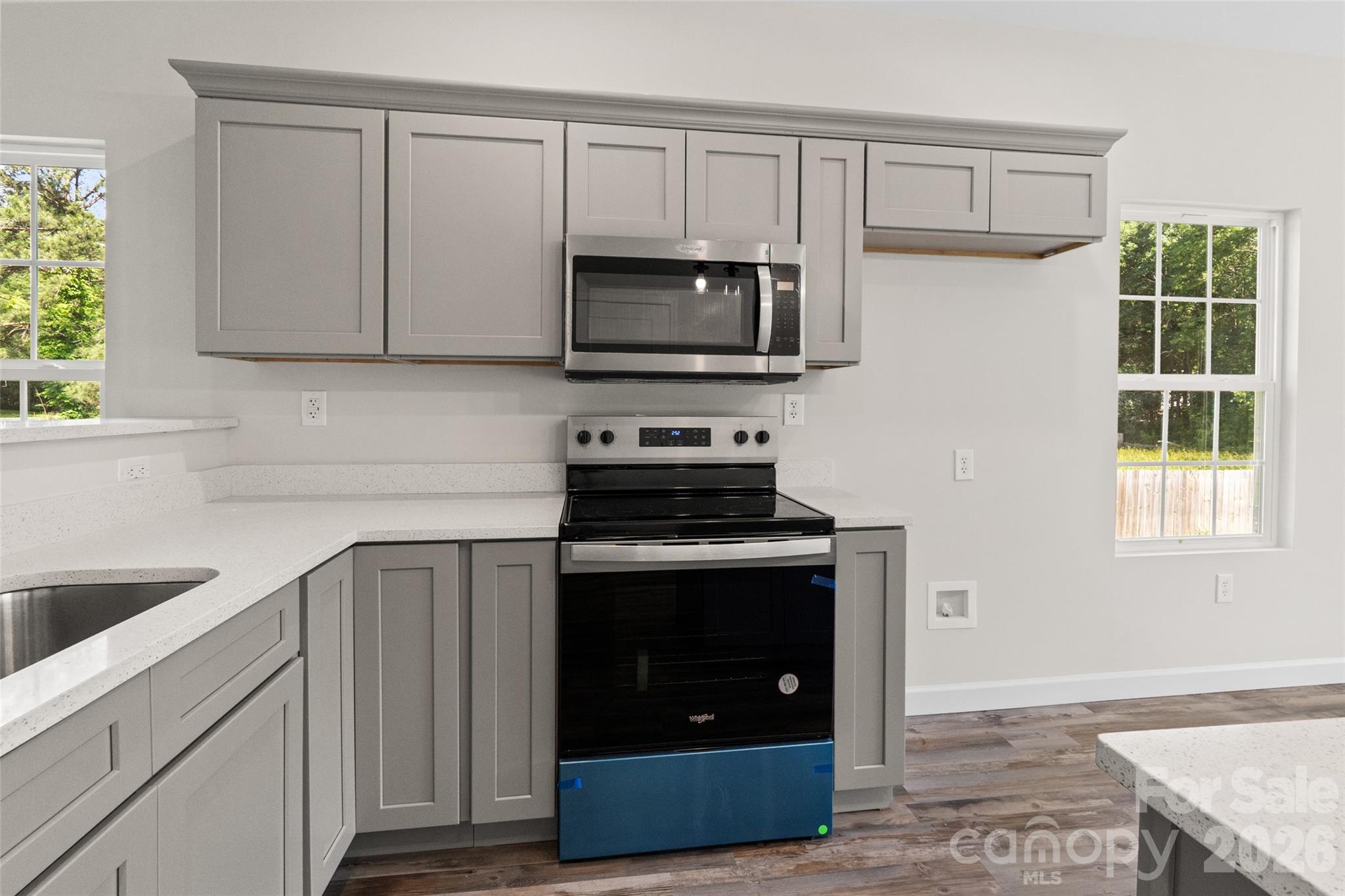 213 Sheffield Drive Property Photo 11