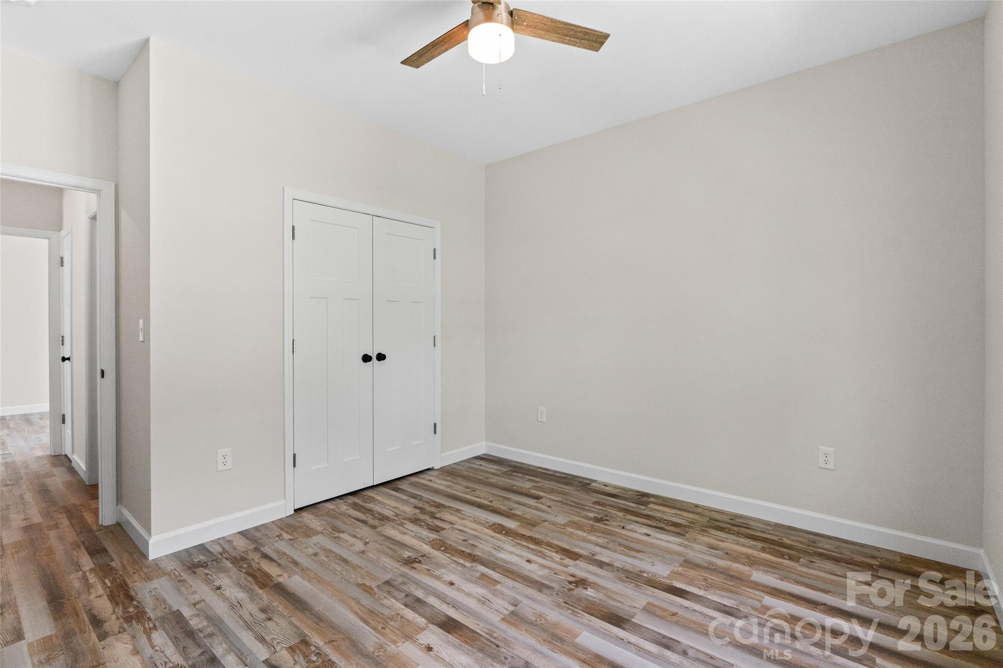 213 Sheffield Drive Property Photo 23