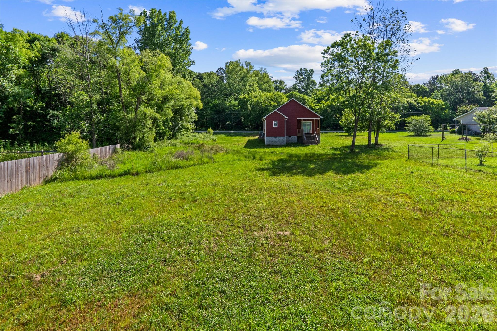 213 Sheffield Drive Property Photo 26