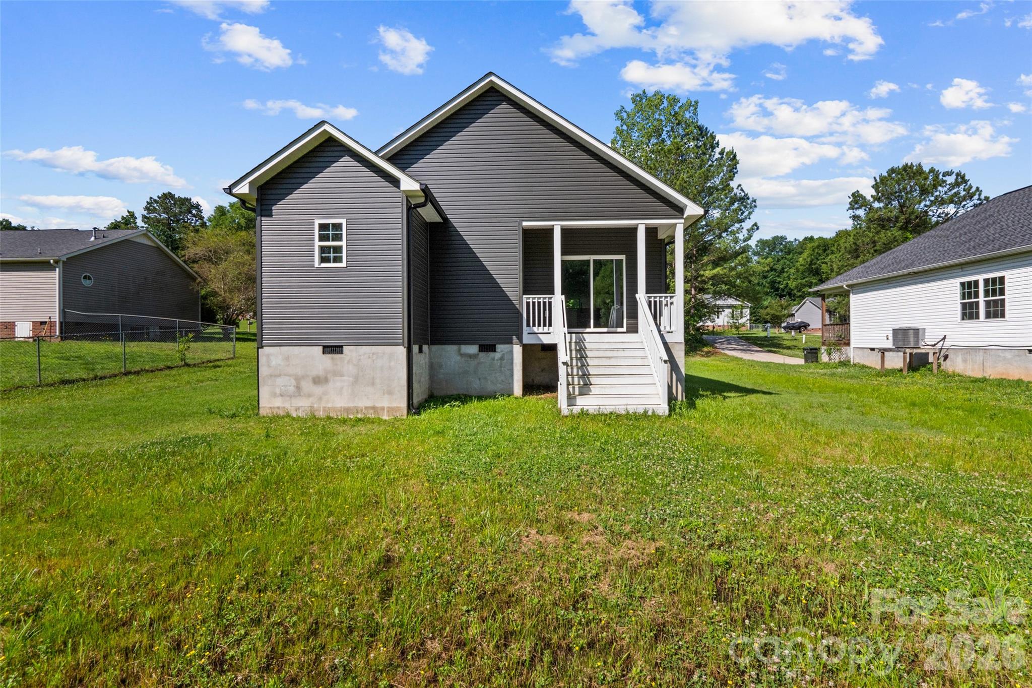 213 Sheffield Drive Property Photo 27