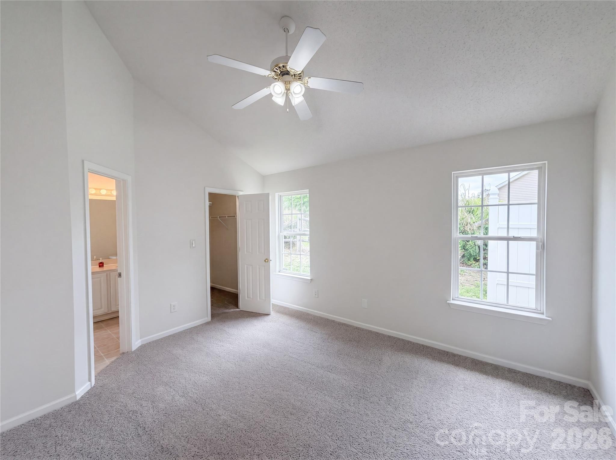 1841 Mission Oaks Street Property Photo 8