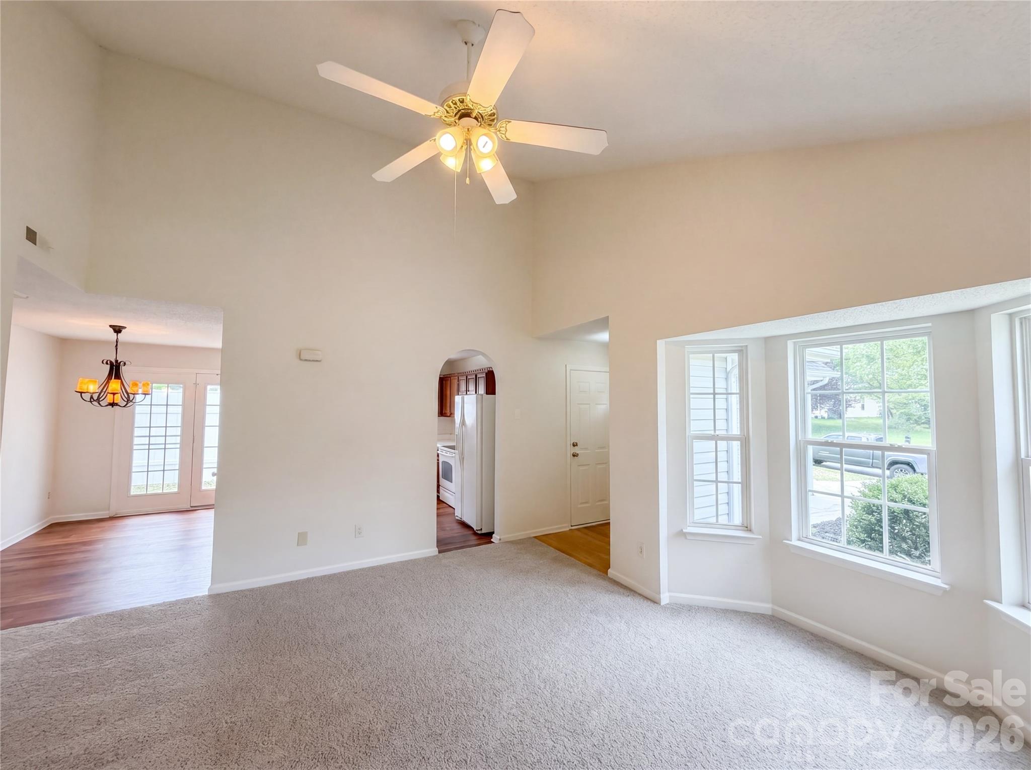 1841 Mission Oaks Street Property Photo 10