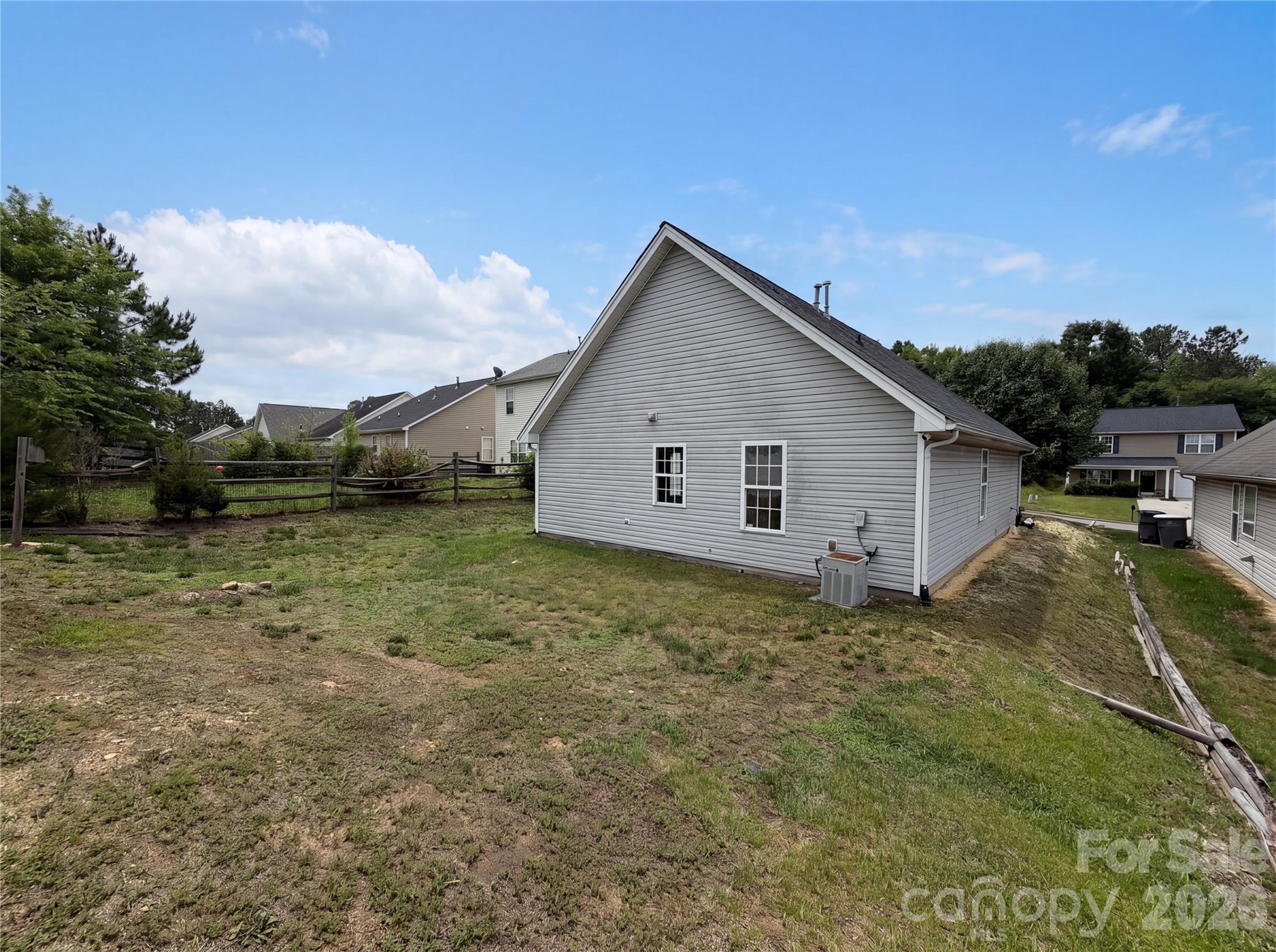 1841 Mission Oaks Street Property Photo 17