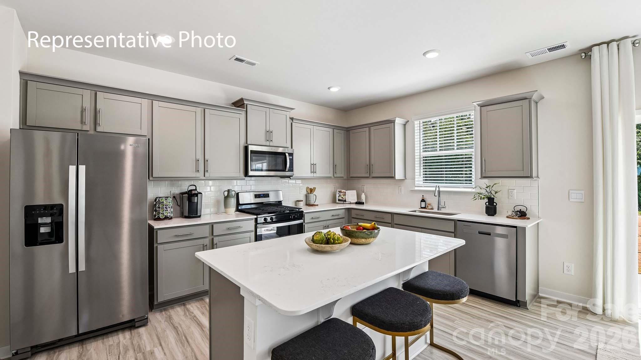 6518 Barcelona Way Property Photo 1