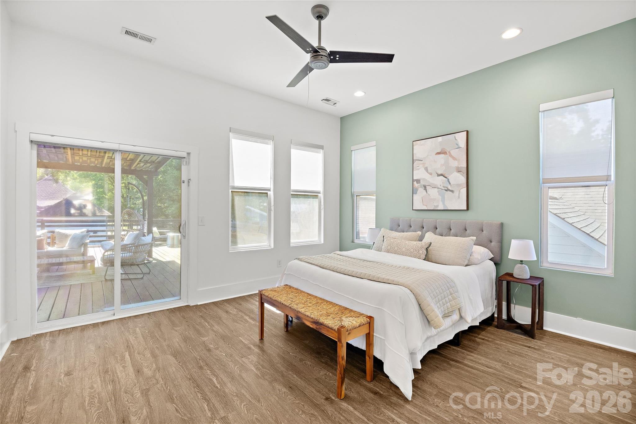 1704 Pegram Street Property Photo 32