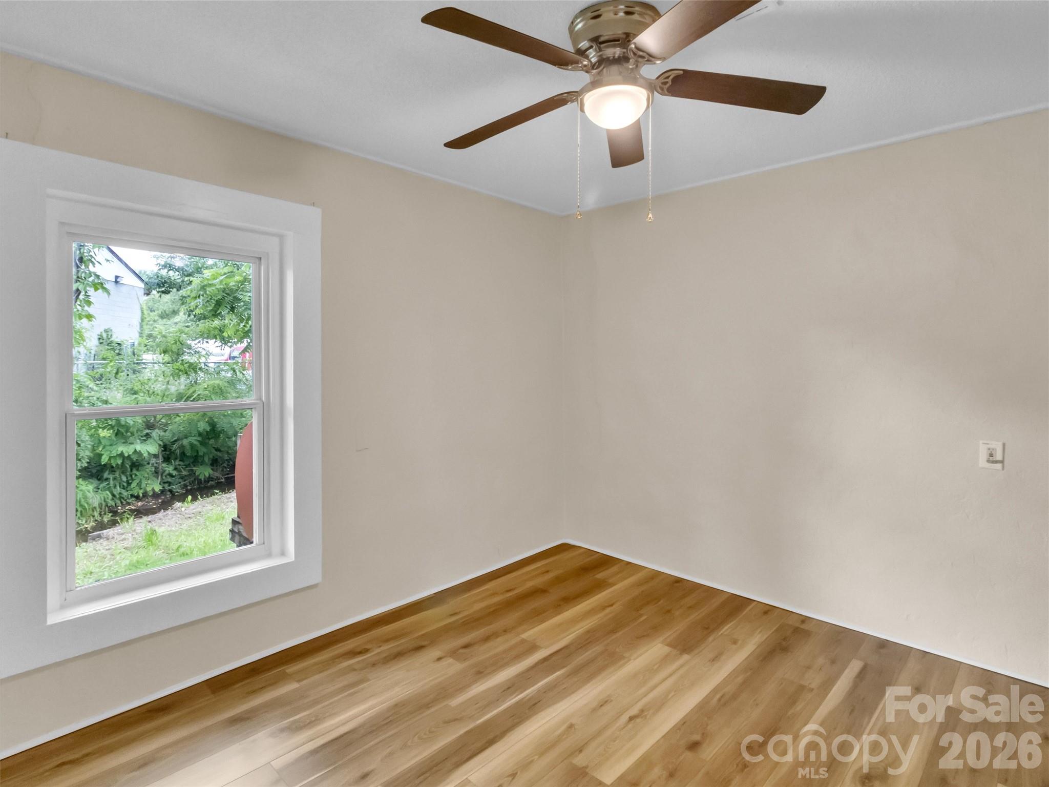 492 Riverbend Street Property Photo 17