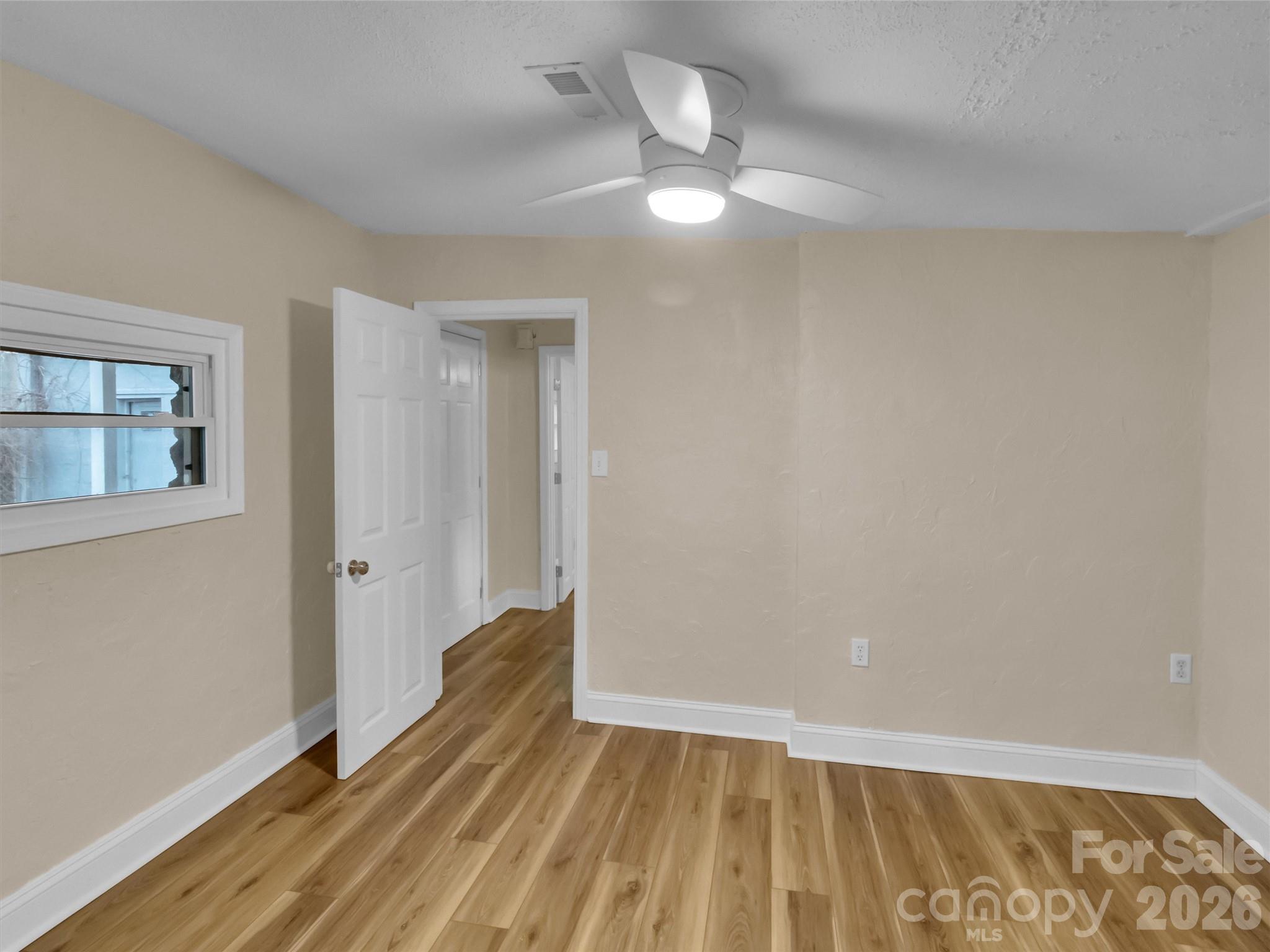 492 Riverbend Street Property Photo 19