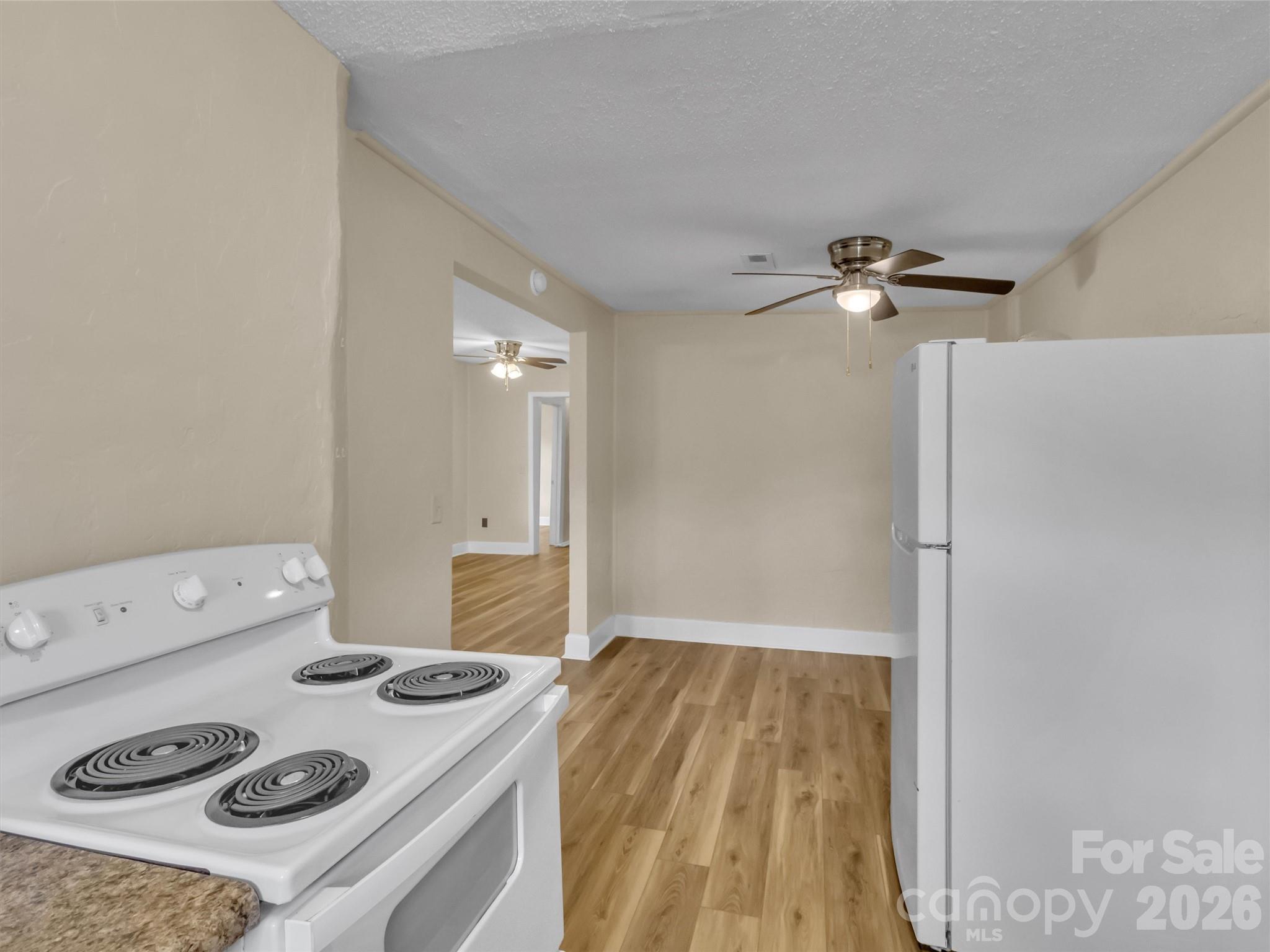 492 Riverbend Street Property Photo 30