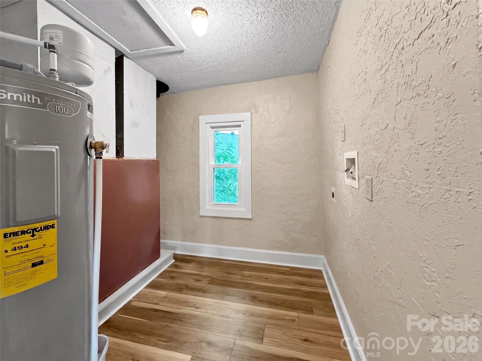 492 Riverbend Street Property Photo 32