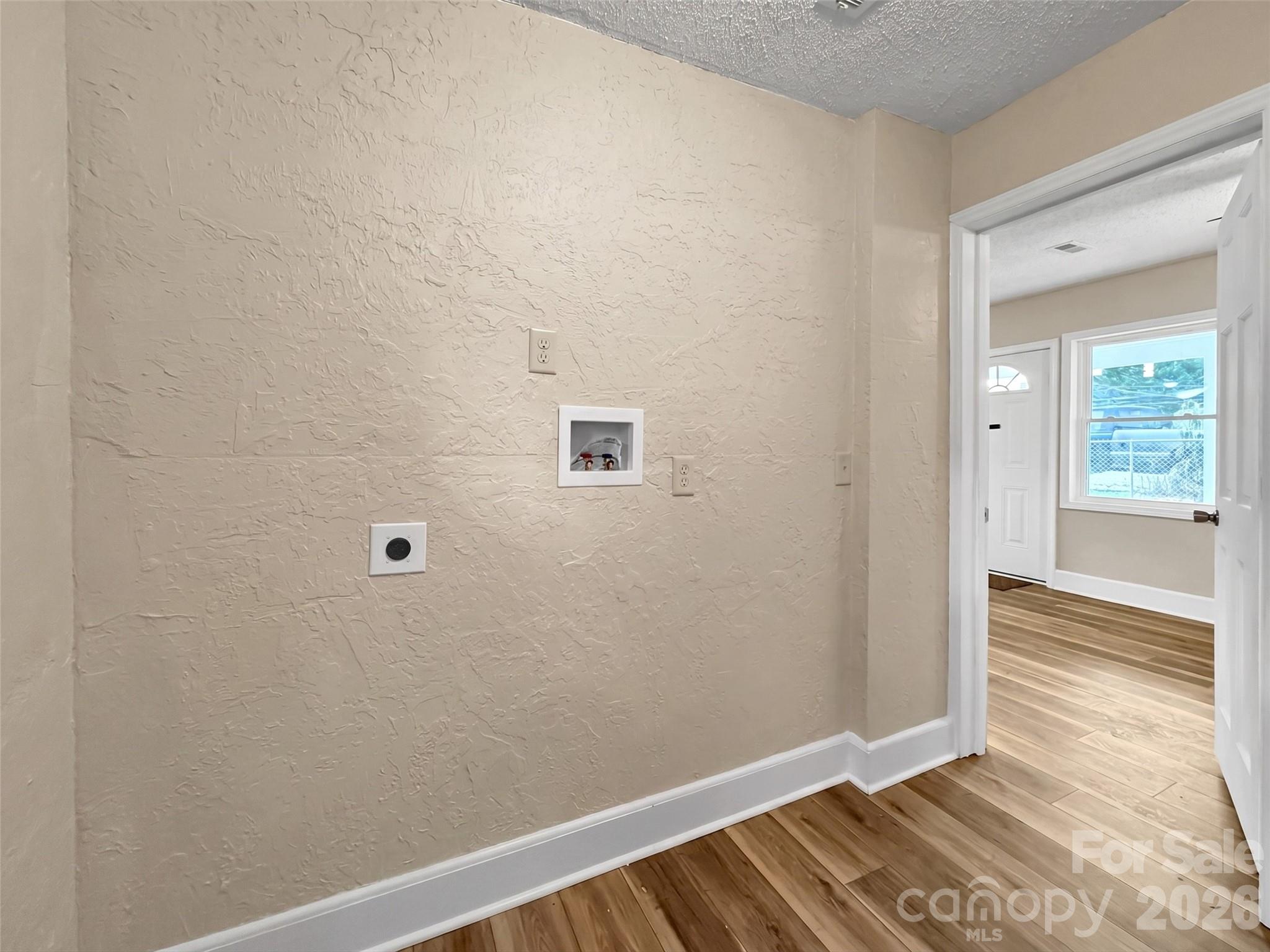 492 Riverbend Street Property Photo 33