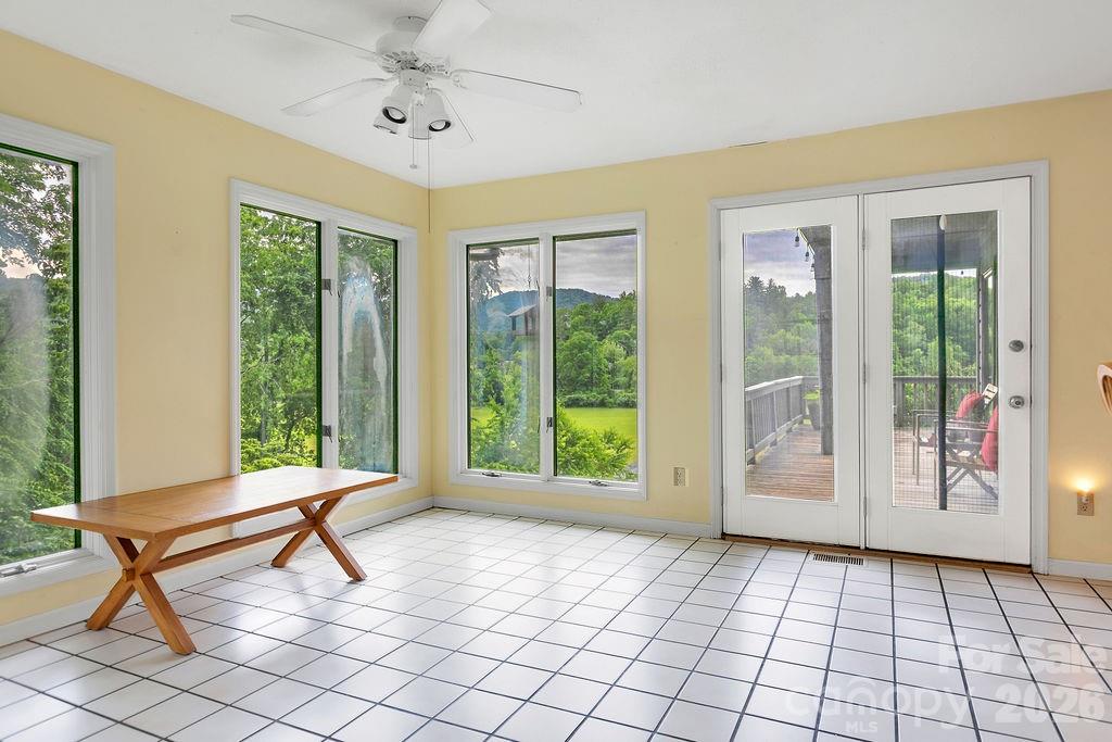 547 Windover Drive Property Photo 15