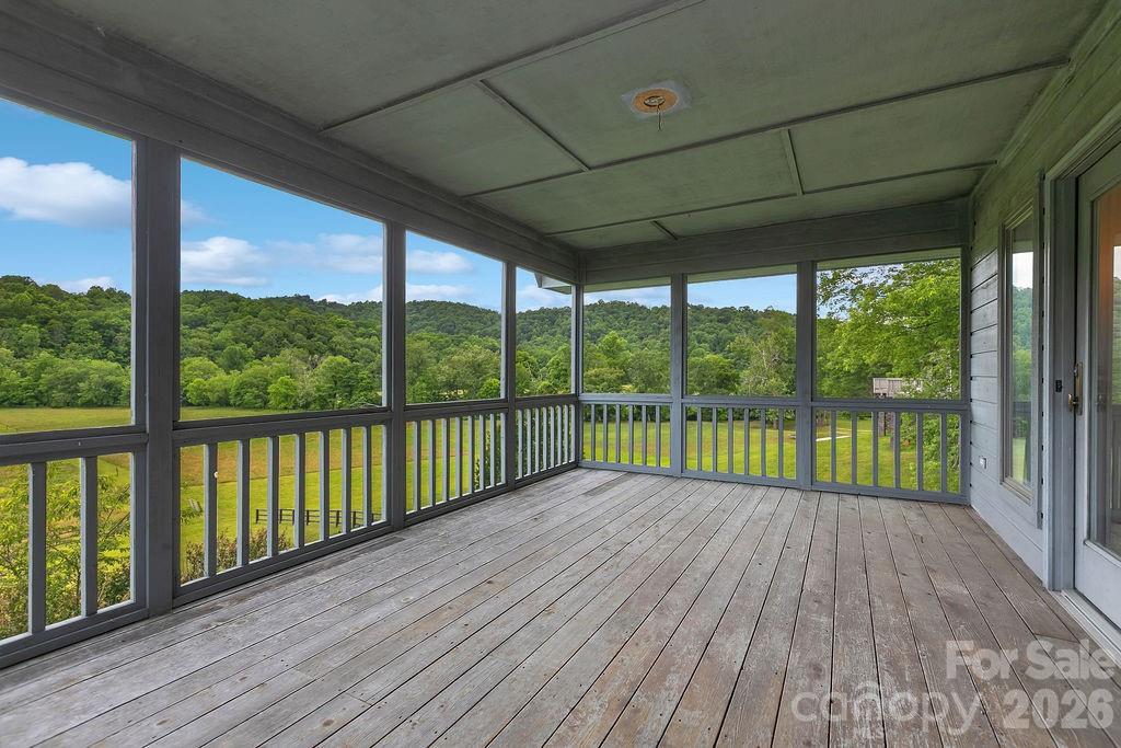 547 Windover Drive Property Photo 21