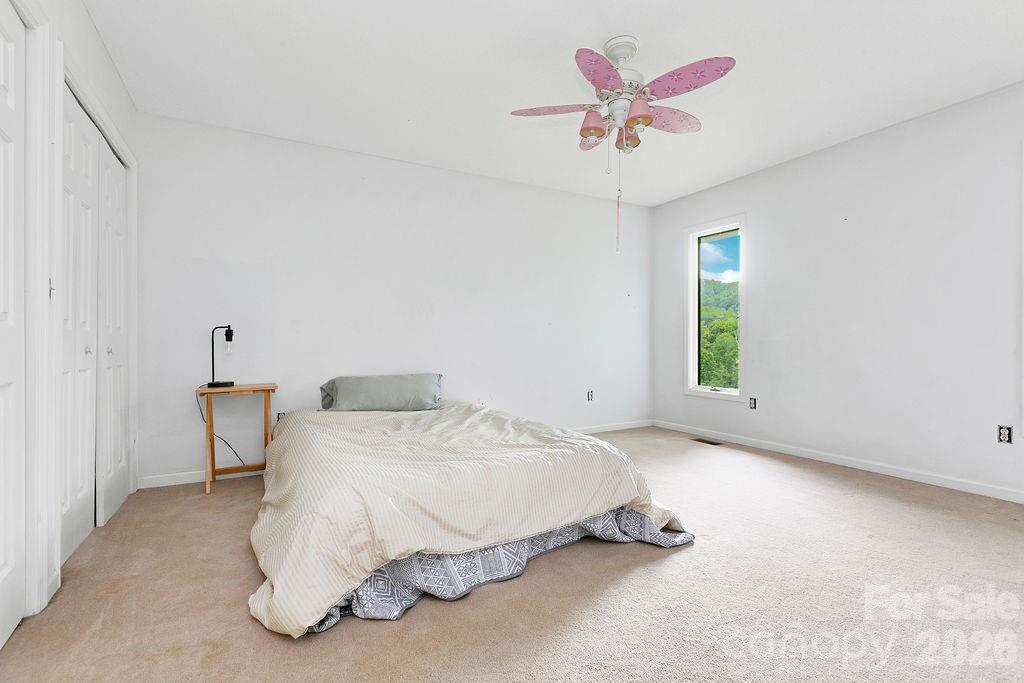 547 Windover Drive Property Photo 24