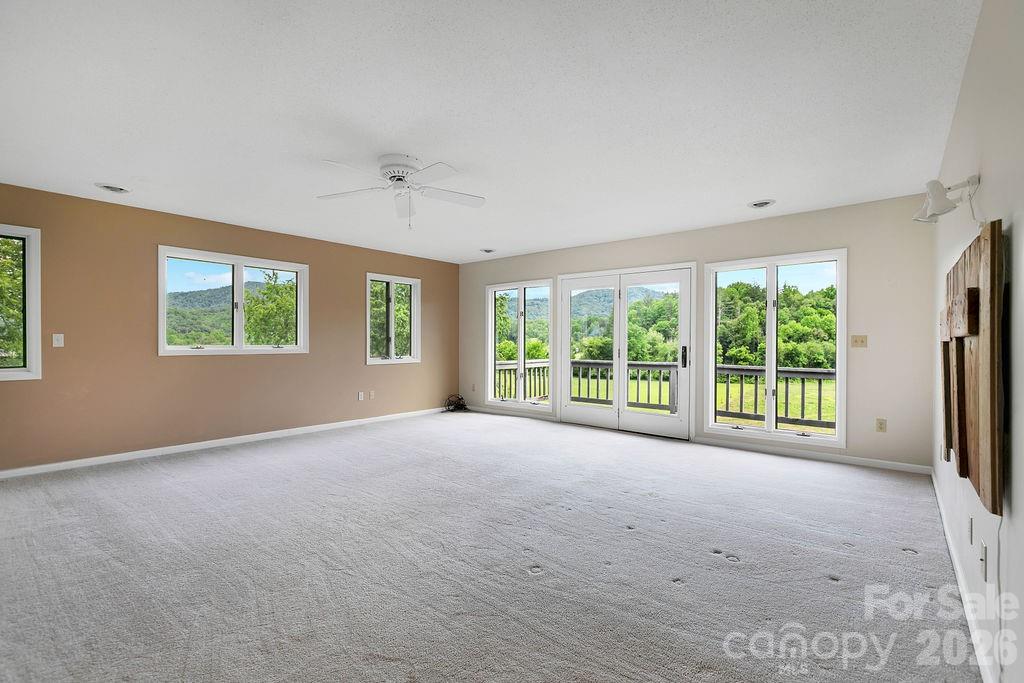 547 Windover Drive Property Photo 26