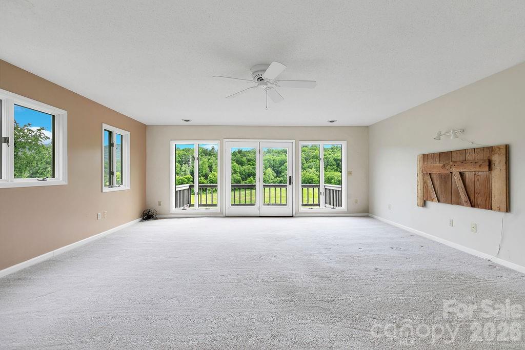 547 Windover Drive Property Photo 27