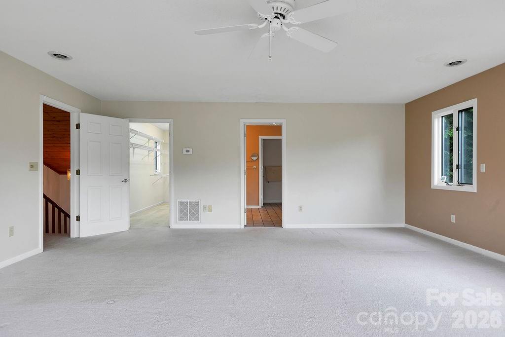 547 Windover Drive Property Photo 33