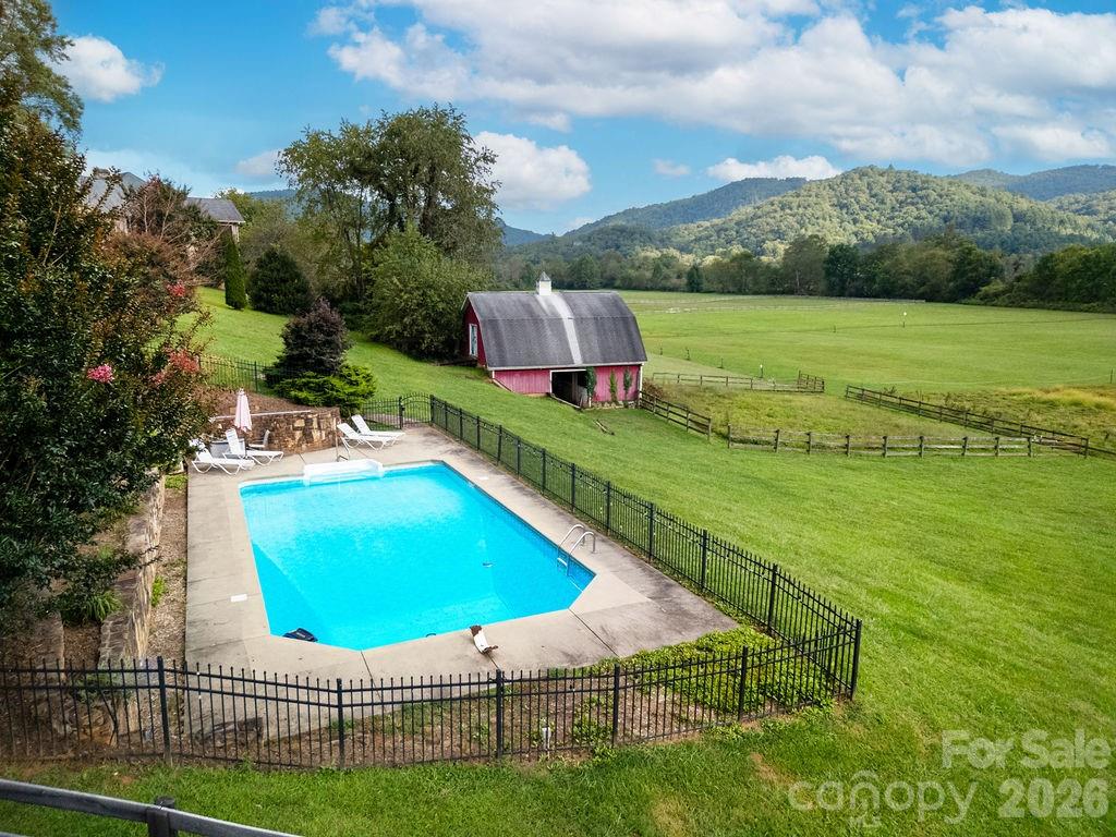 547 Windover Drive Property Photo 45