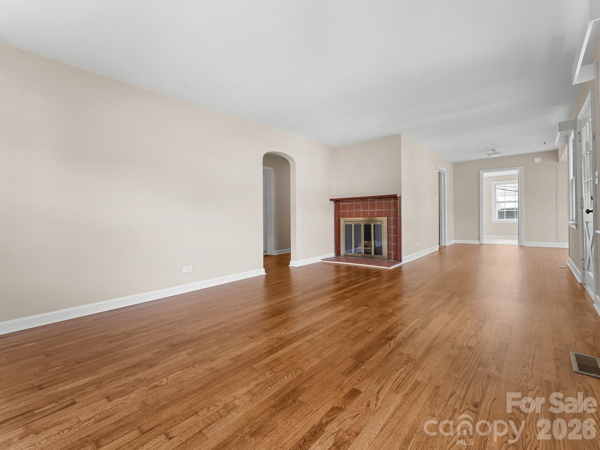 106 Green Acres Avenue Property Photo 6