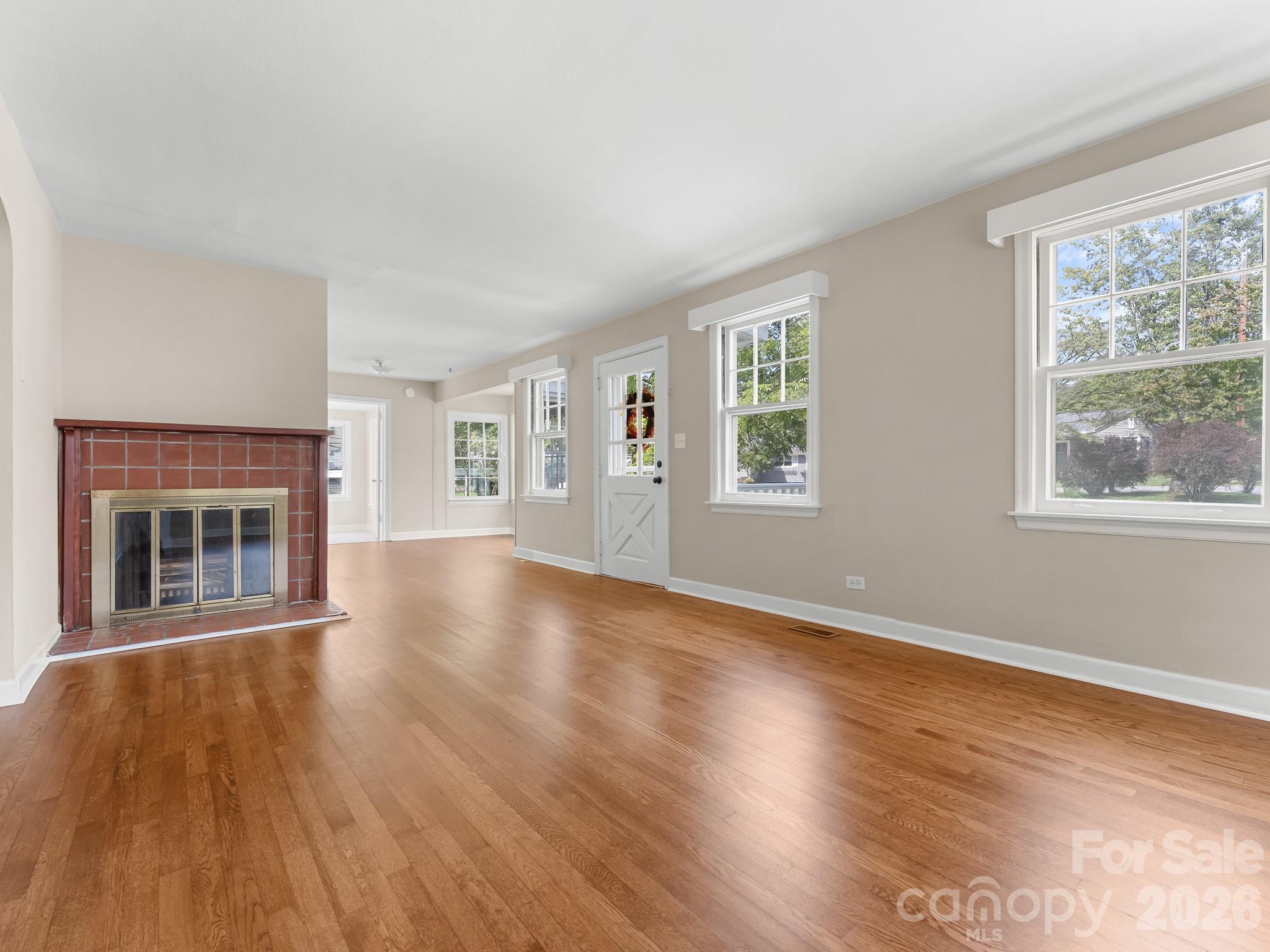 106 Green Acres Avenue Property Photo 7