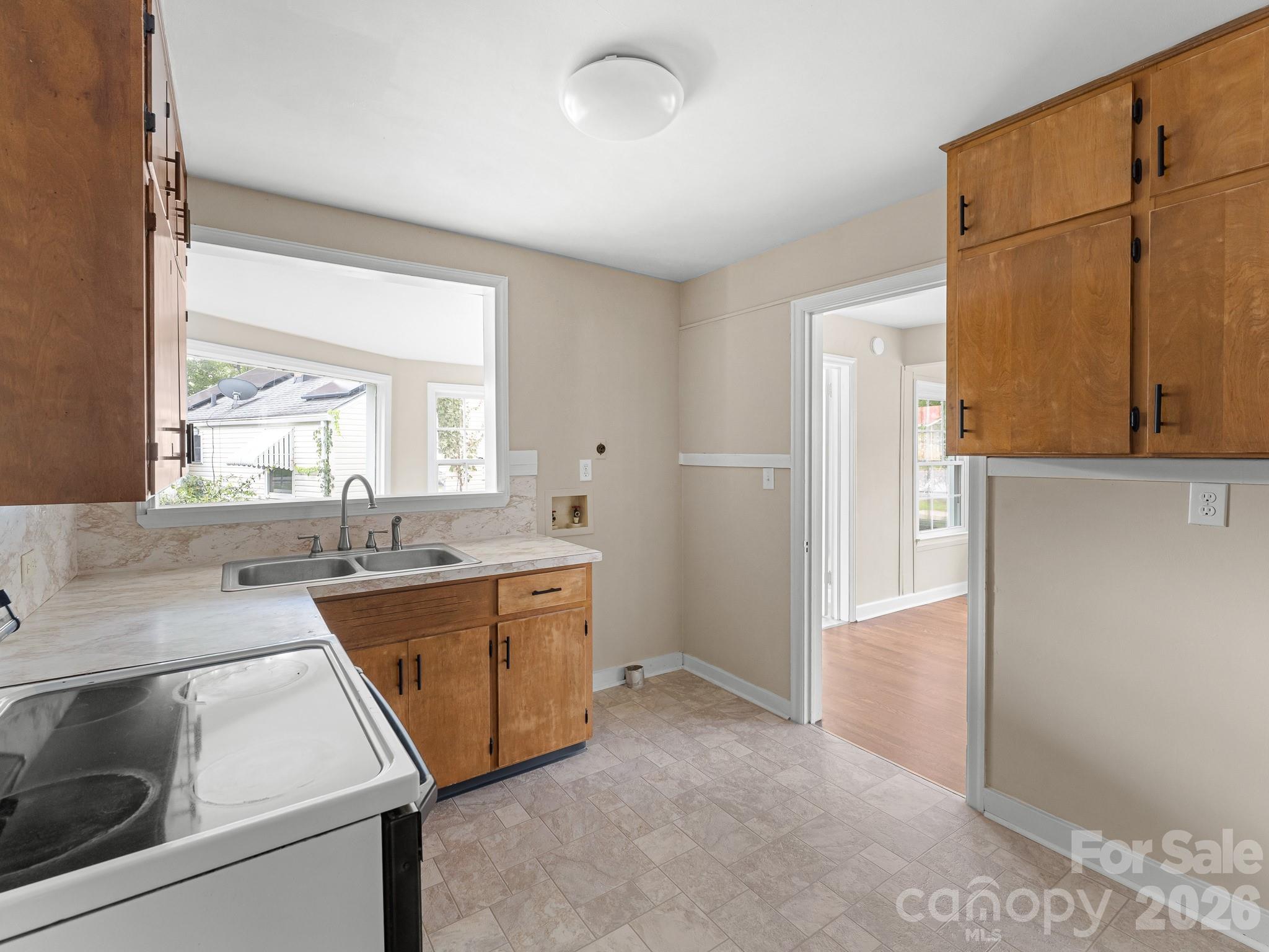 106 Green Acres Avenue Property Photo 20