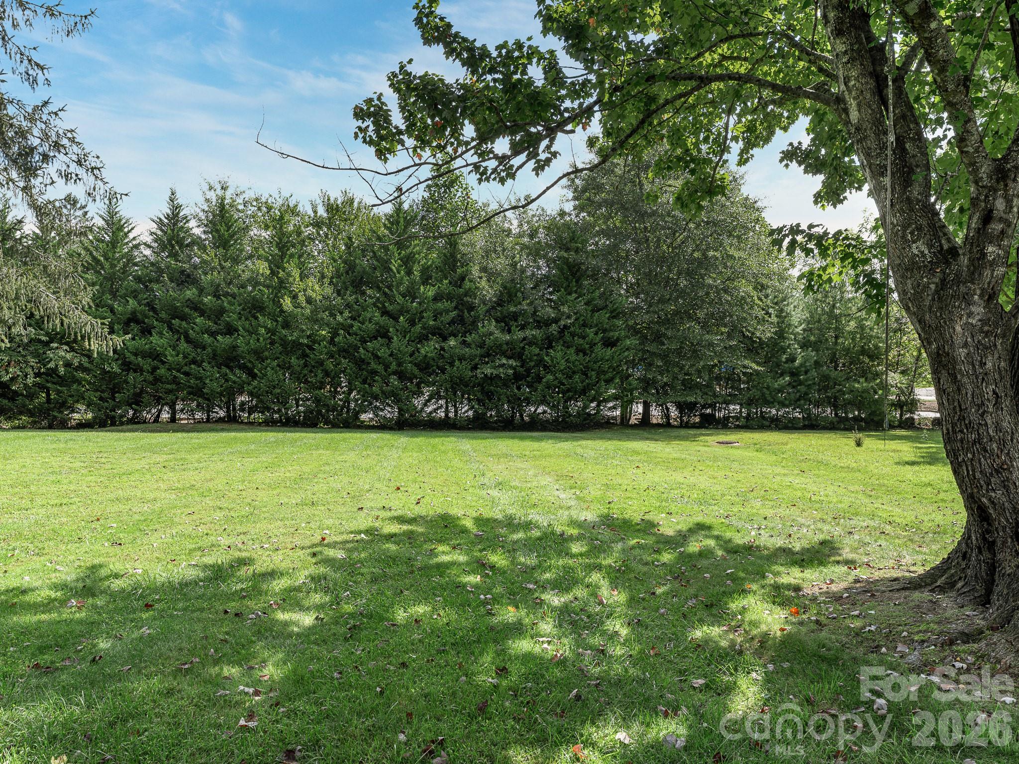 106 Green Acres Avenue Property Photo 28