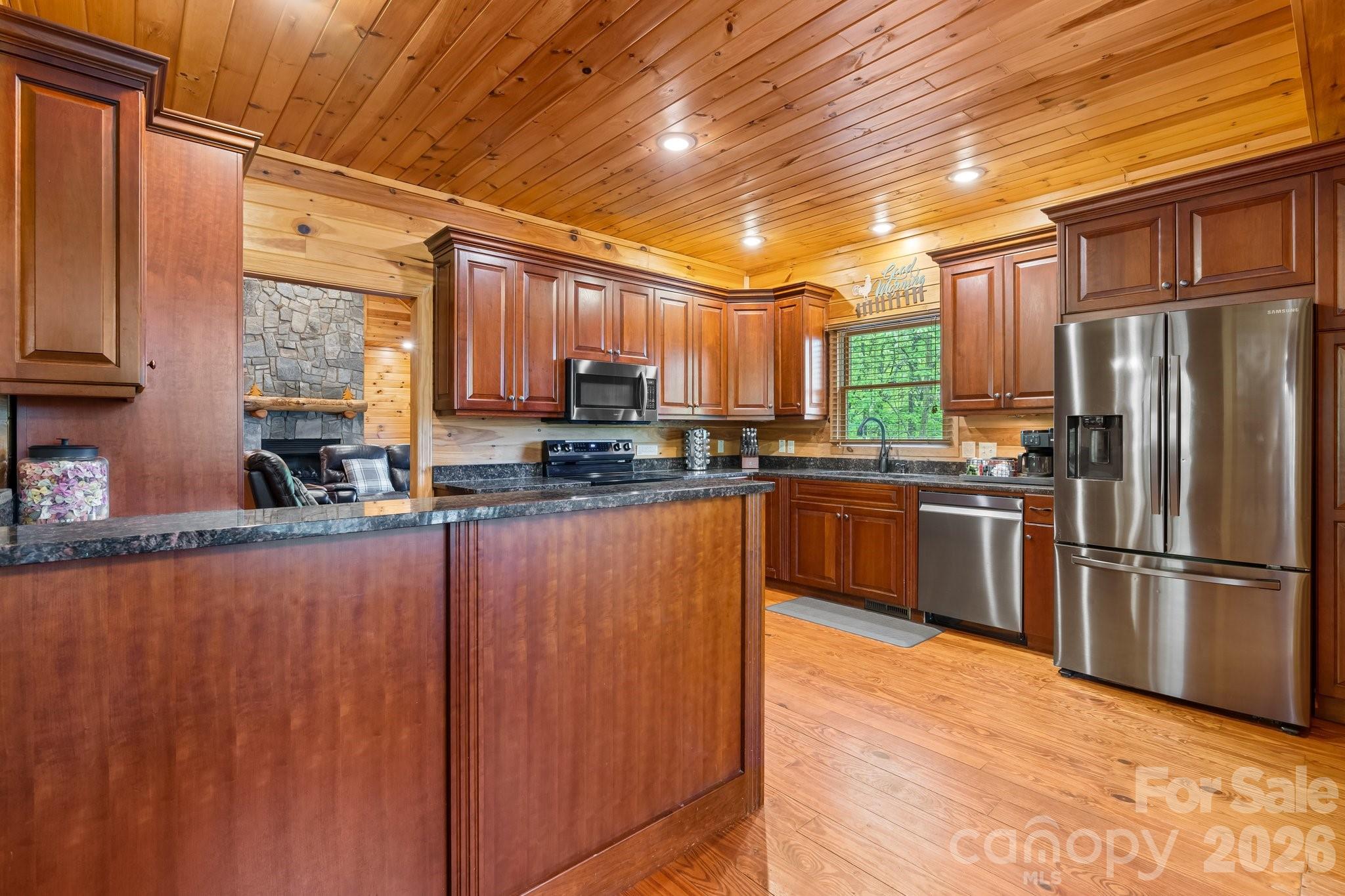 110 Mountain Crest Drive Property Photo 12