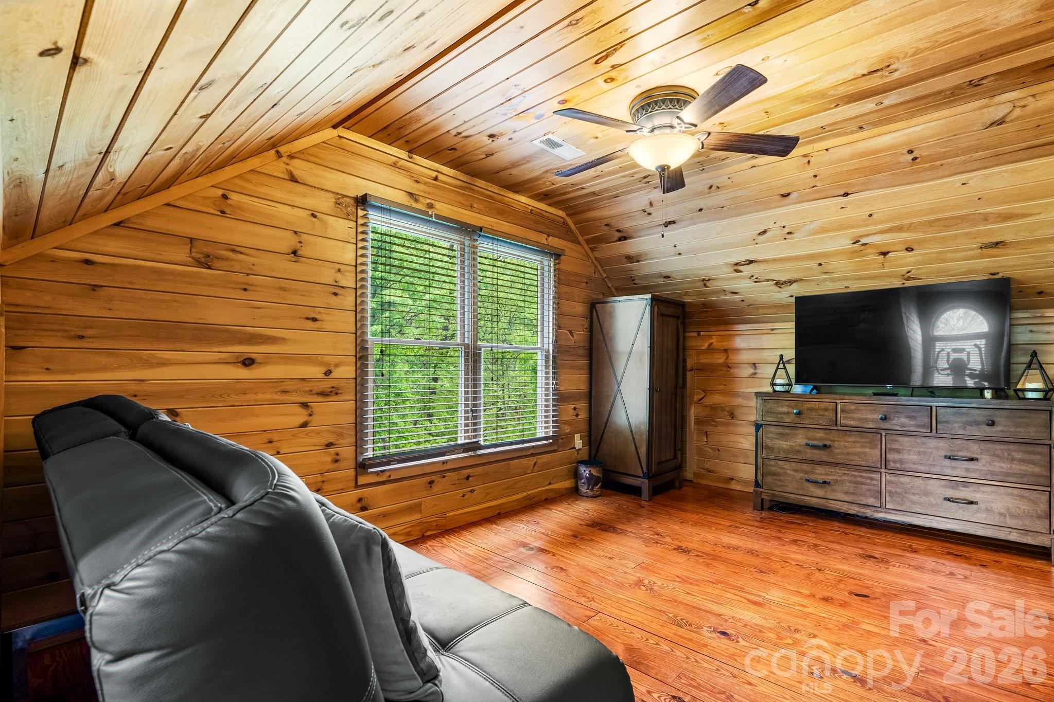 110 Mountain Crest Drive Property Photo 33