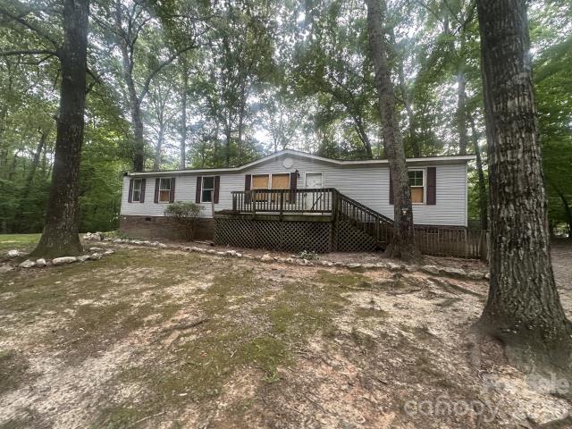 1018 Love Valley Road Property Photo 1
