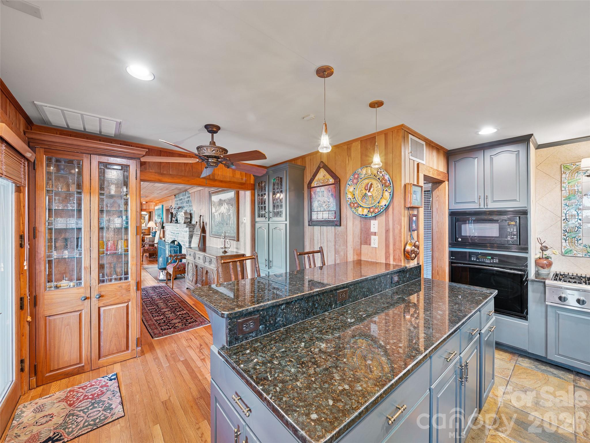 729 Bear Wallow Road Property Photo 13
