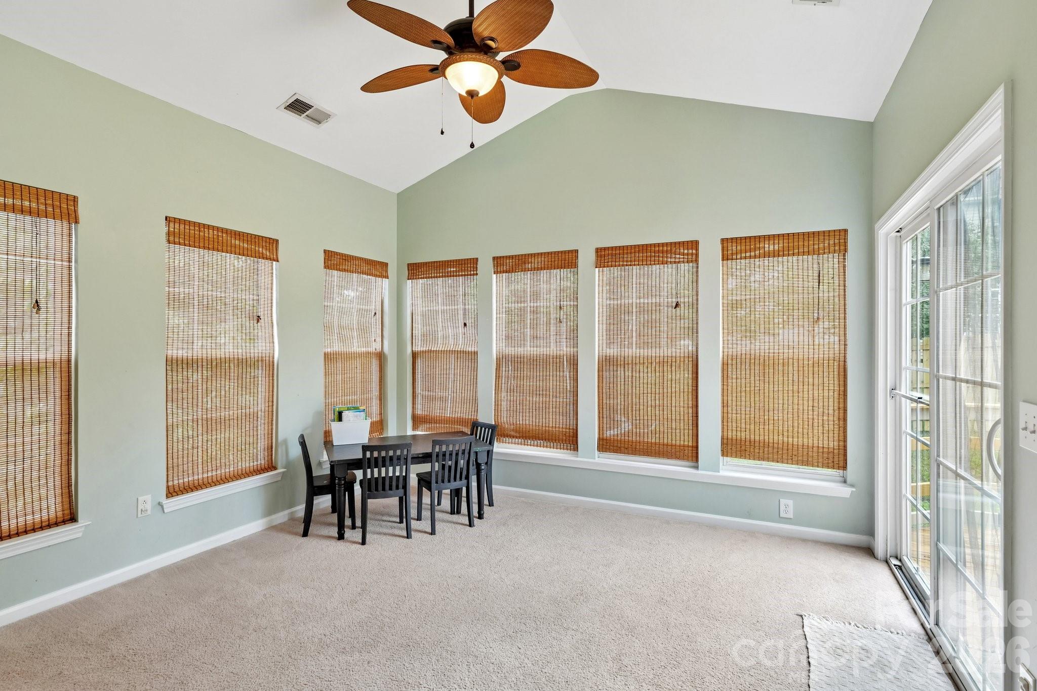 1038 Pepperwood Place Property Photo 21