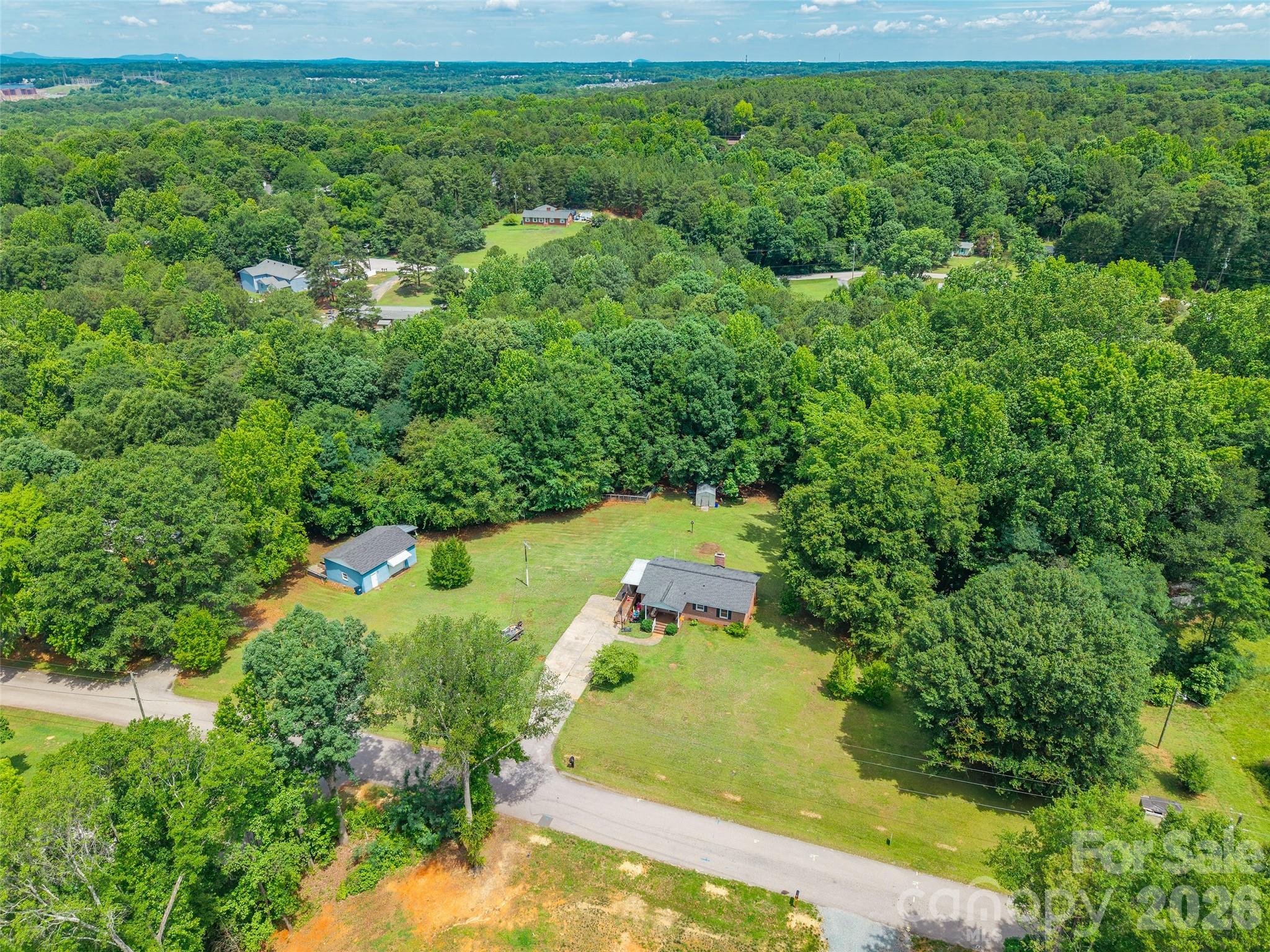 1820 Brian Kelly Lane Property Photo 2