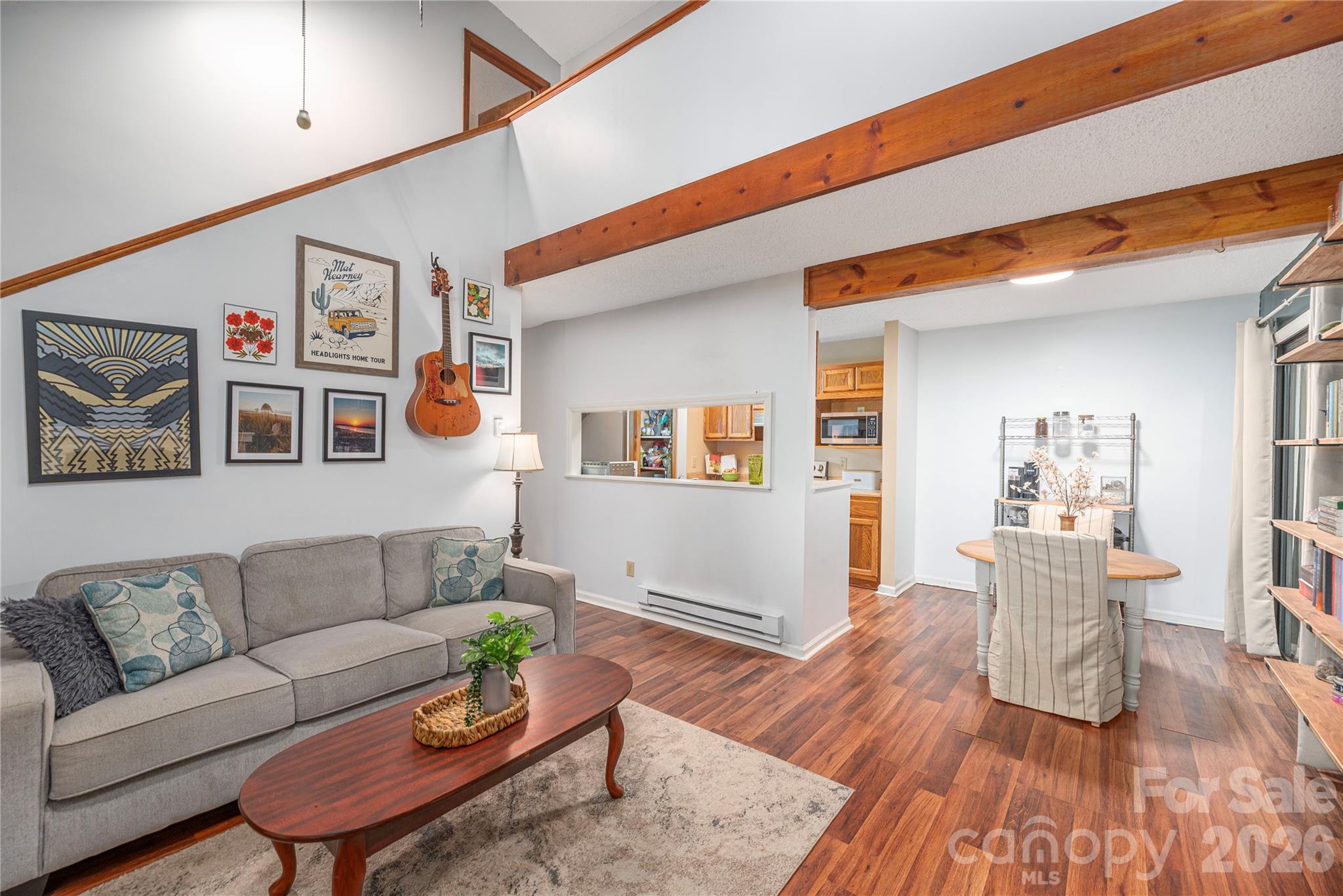 100 Bristol Lane Property Photo 12