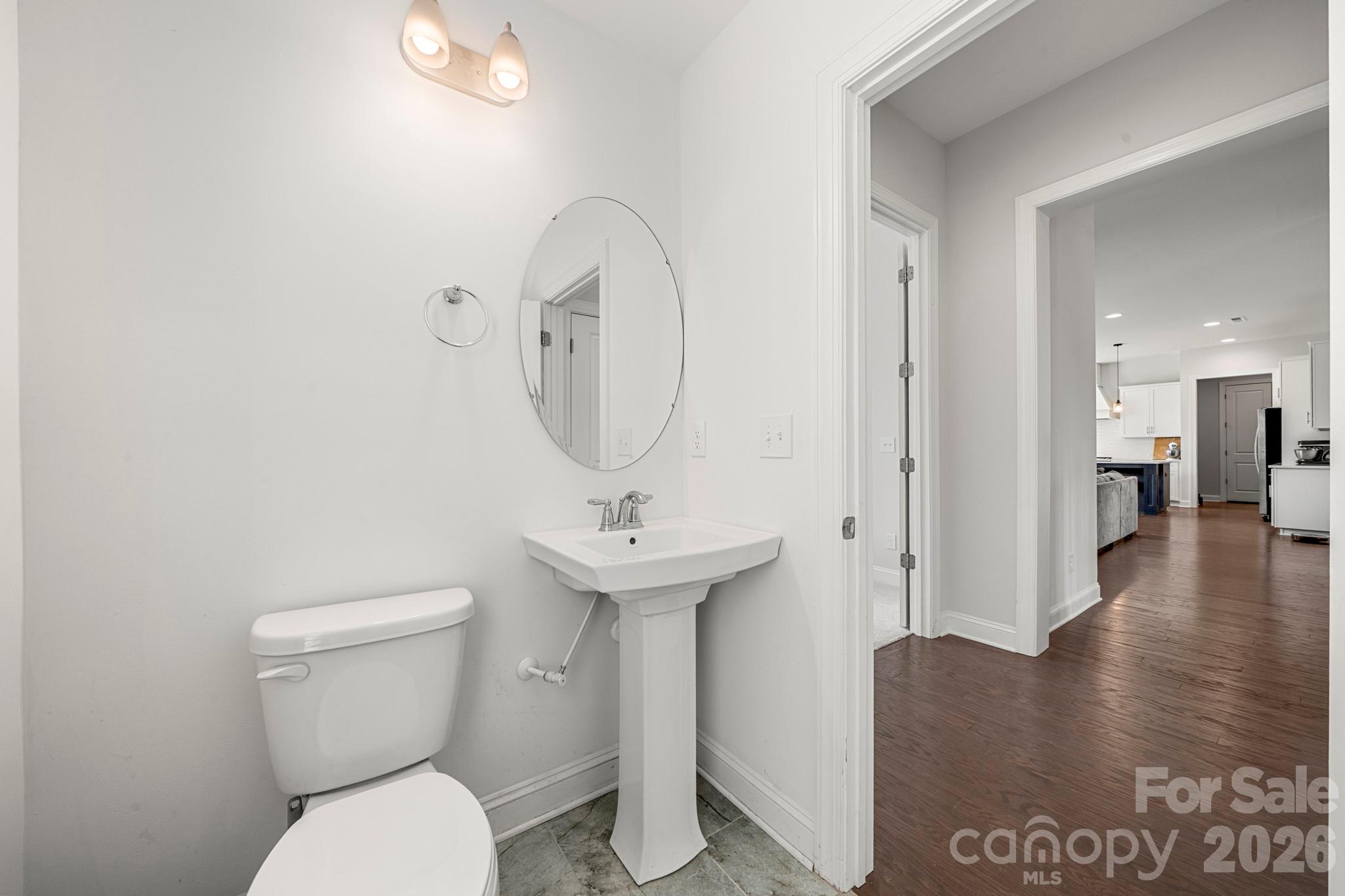 5005 Alexander Manor Drive Property Photo 24