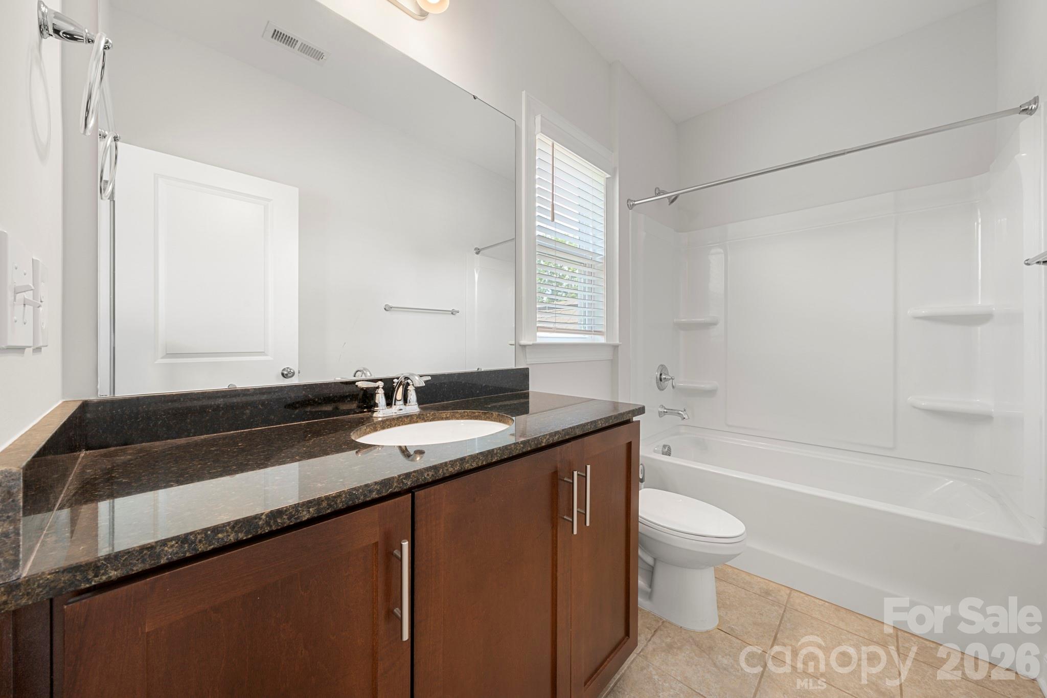 5005 Alexander Manor Drive Property Photo 31
