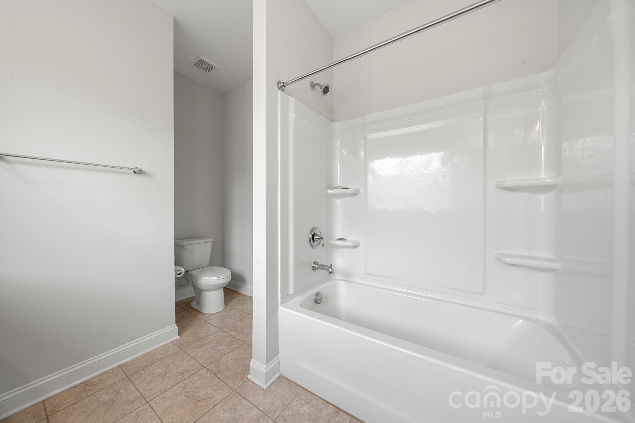 5005 Alexander Manor Drive Property Photo 34