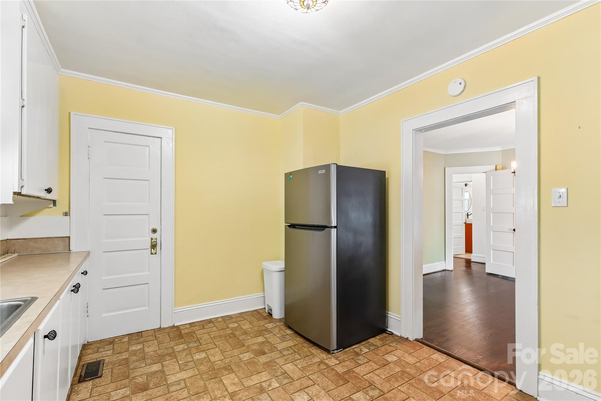 1010 Desoto Avenue Property Photo 20