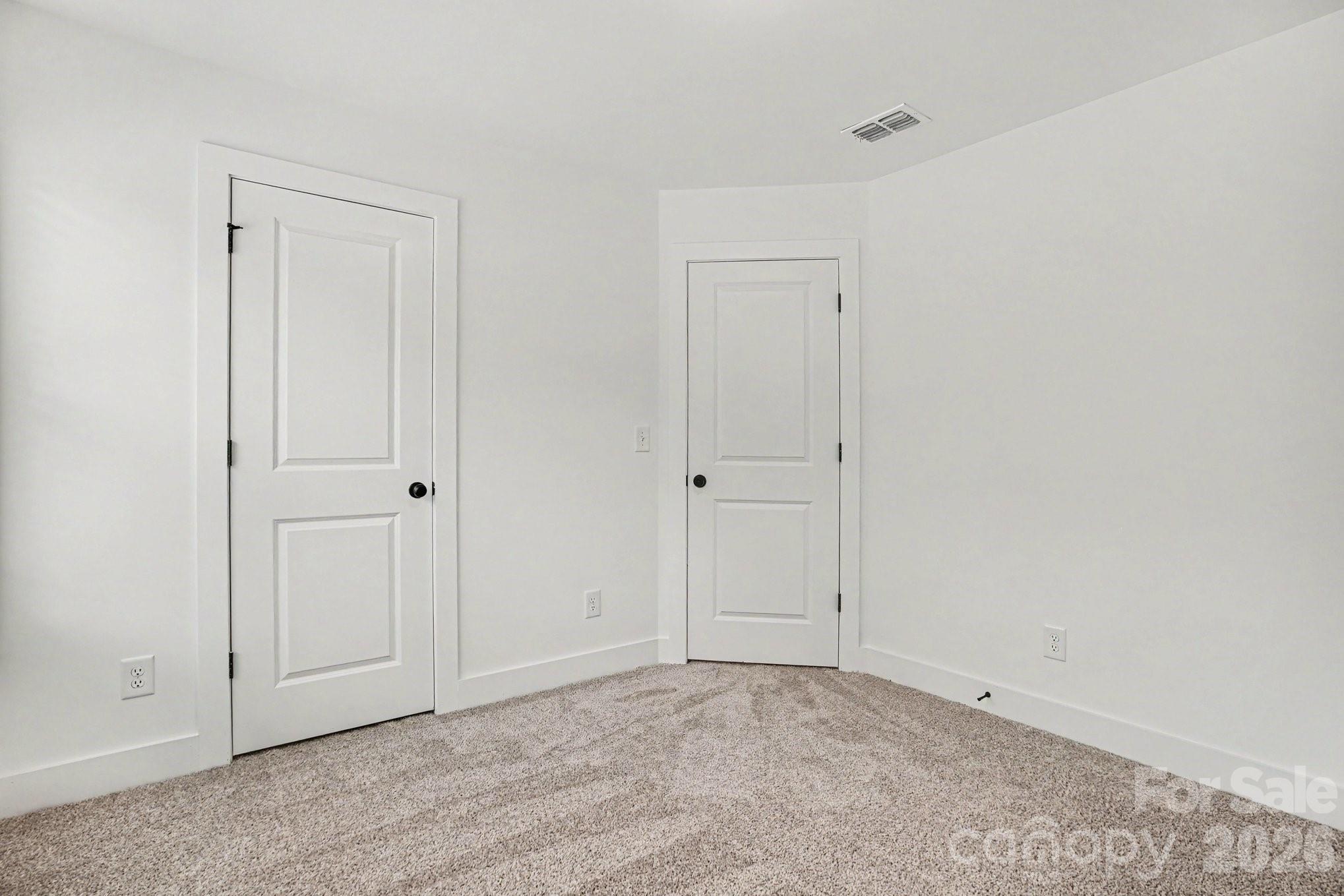 811 Evening Shade Lane Property Photo 20