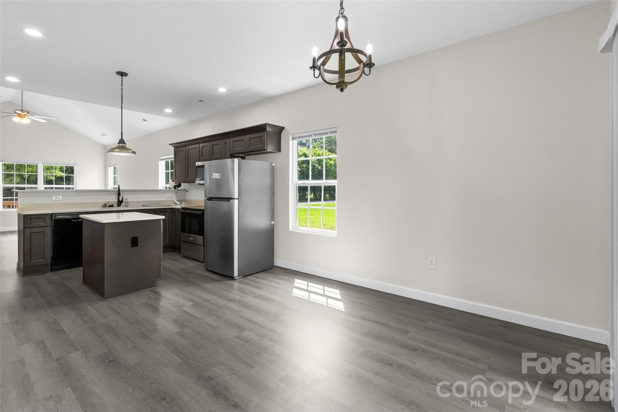 208 Nottingham Drive Property Photo 12
