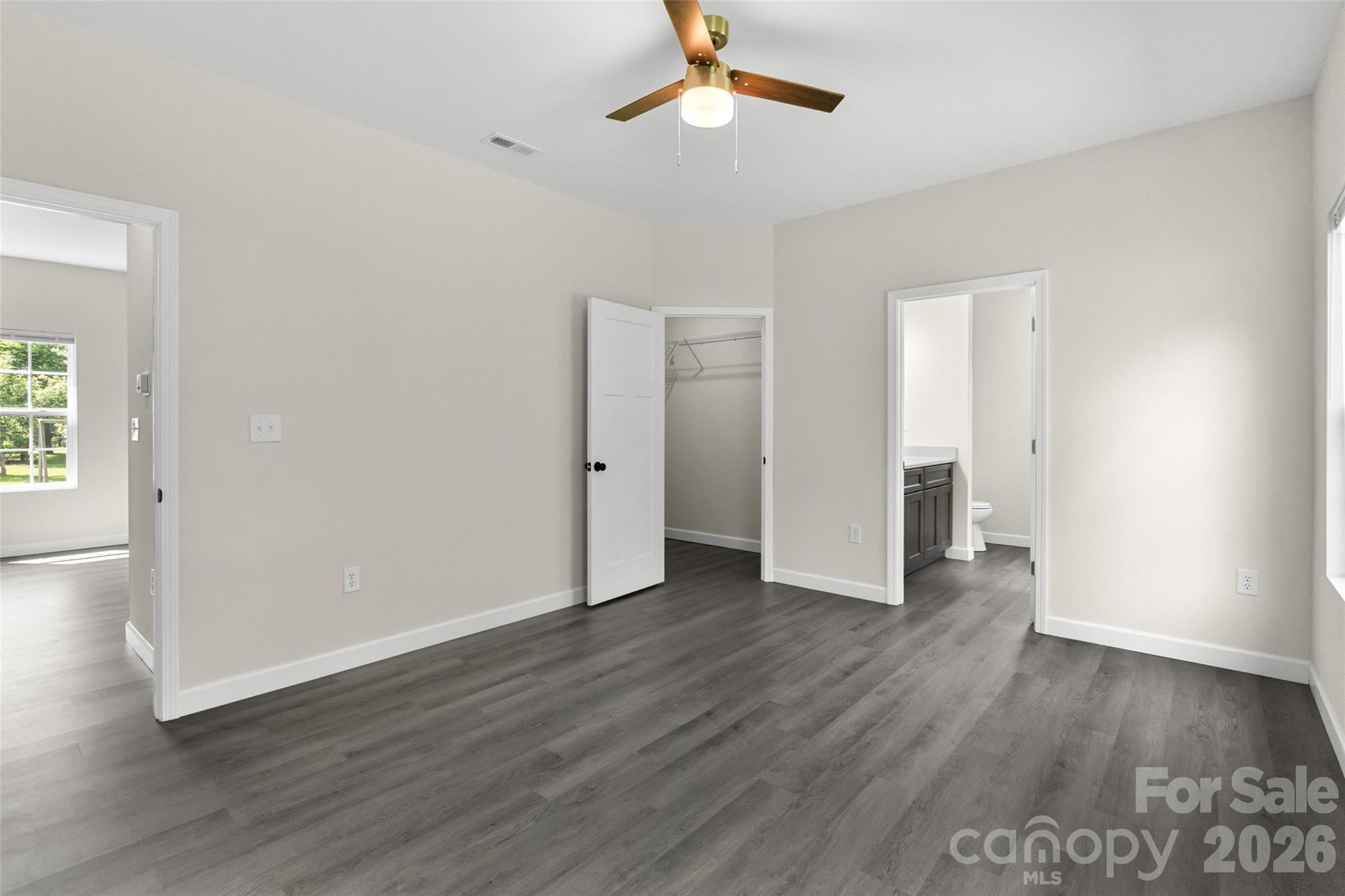 208 Nottingham Drive Property Photo 14