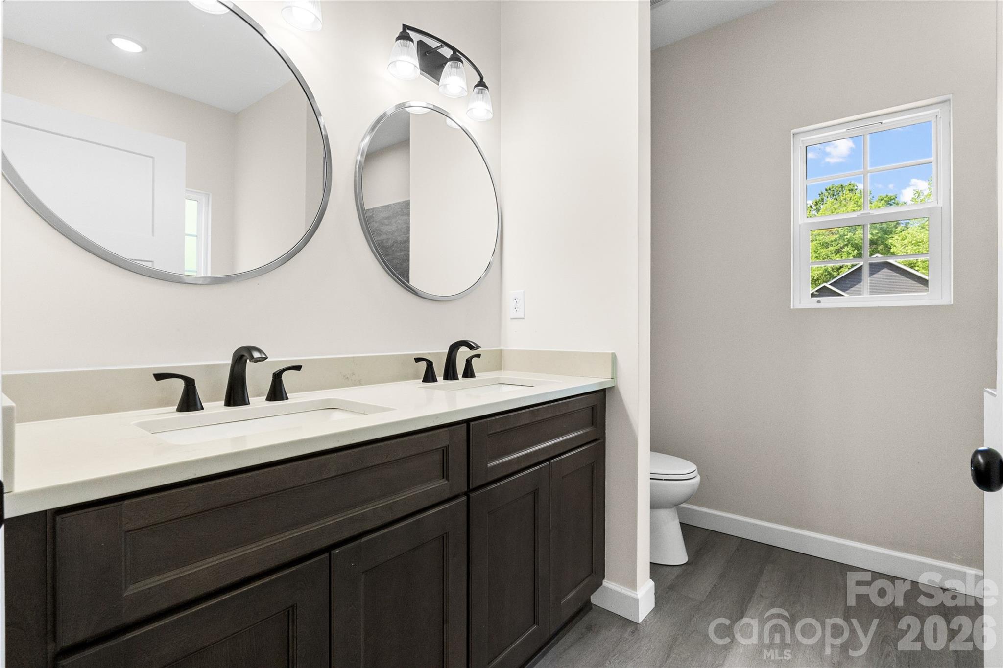 208 Nottingham Drive Property Photo 15