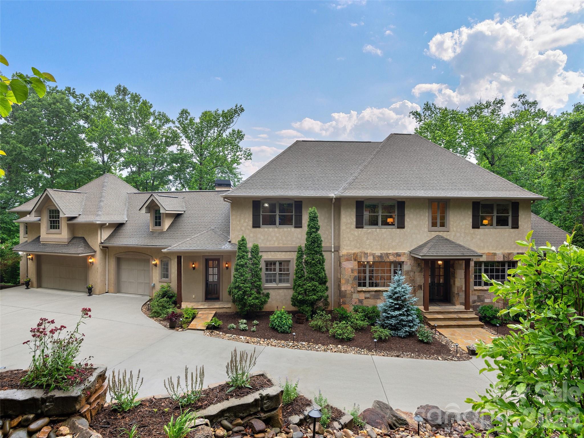 433 Coopers Hawk Drive