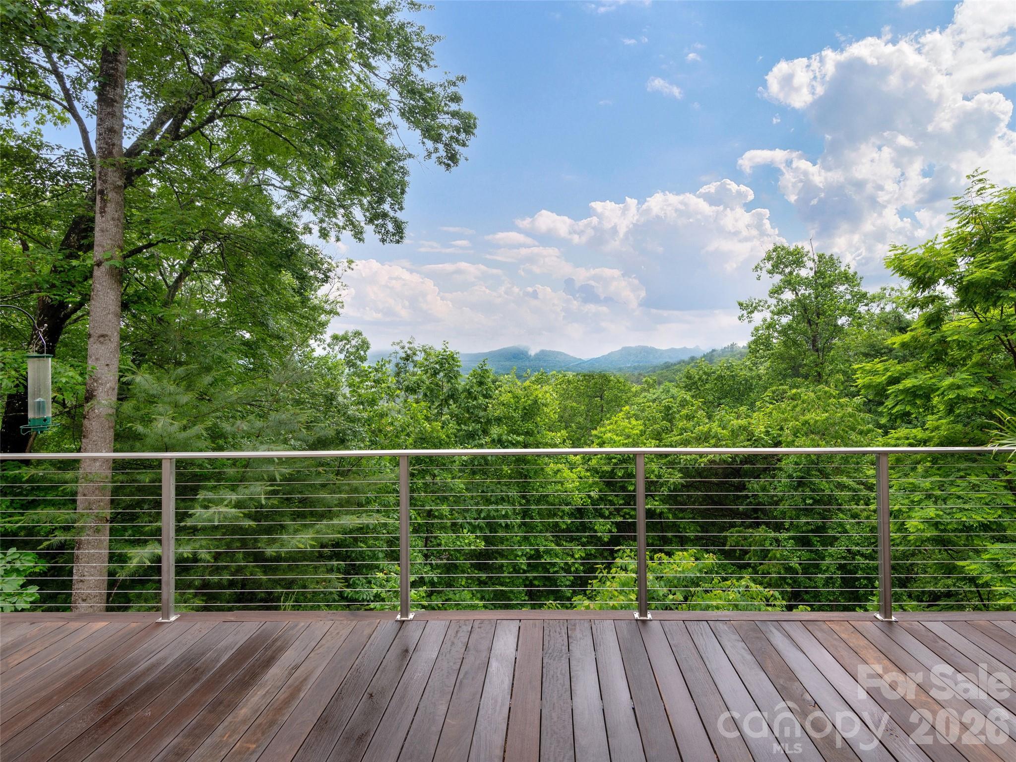 433 Coopers Hawk Drive Property Photo 11