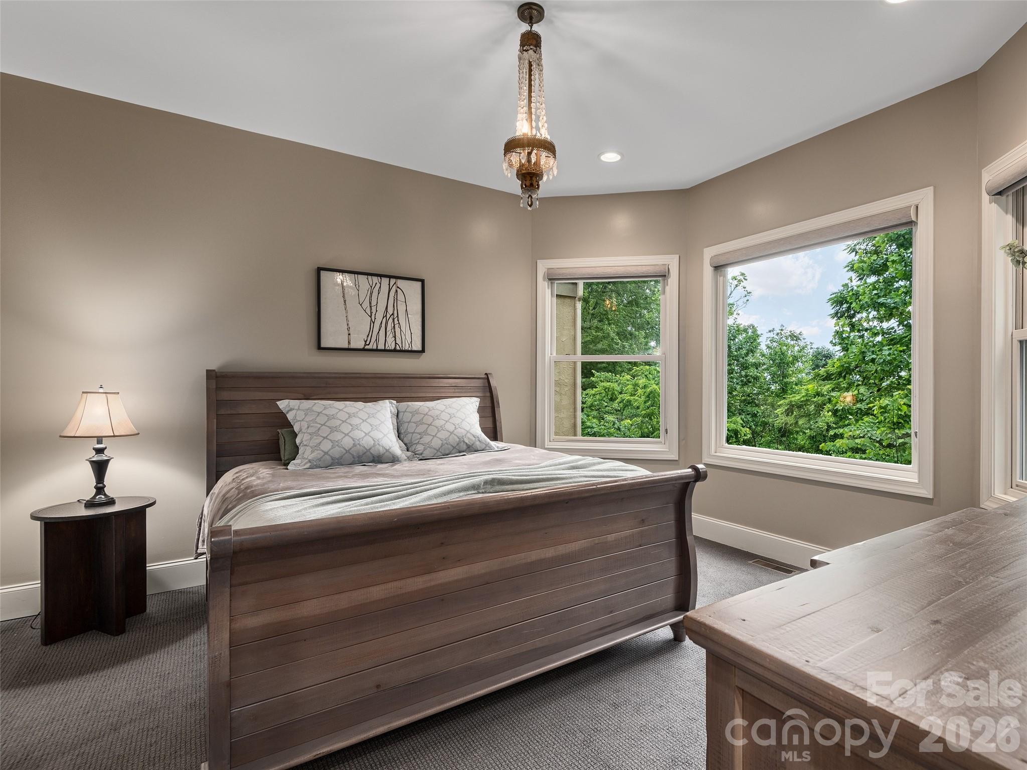 433 Coopers Hawk Drive Property Photo 40