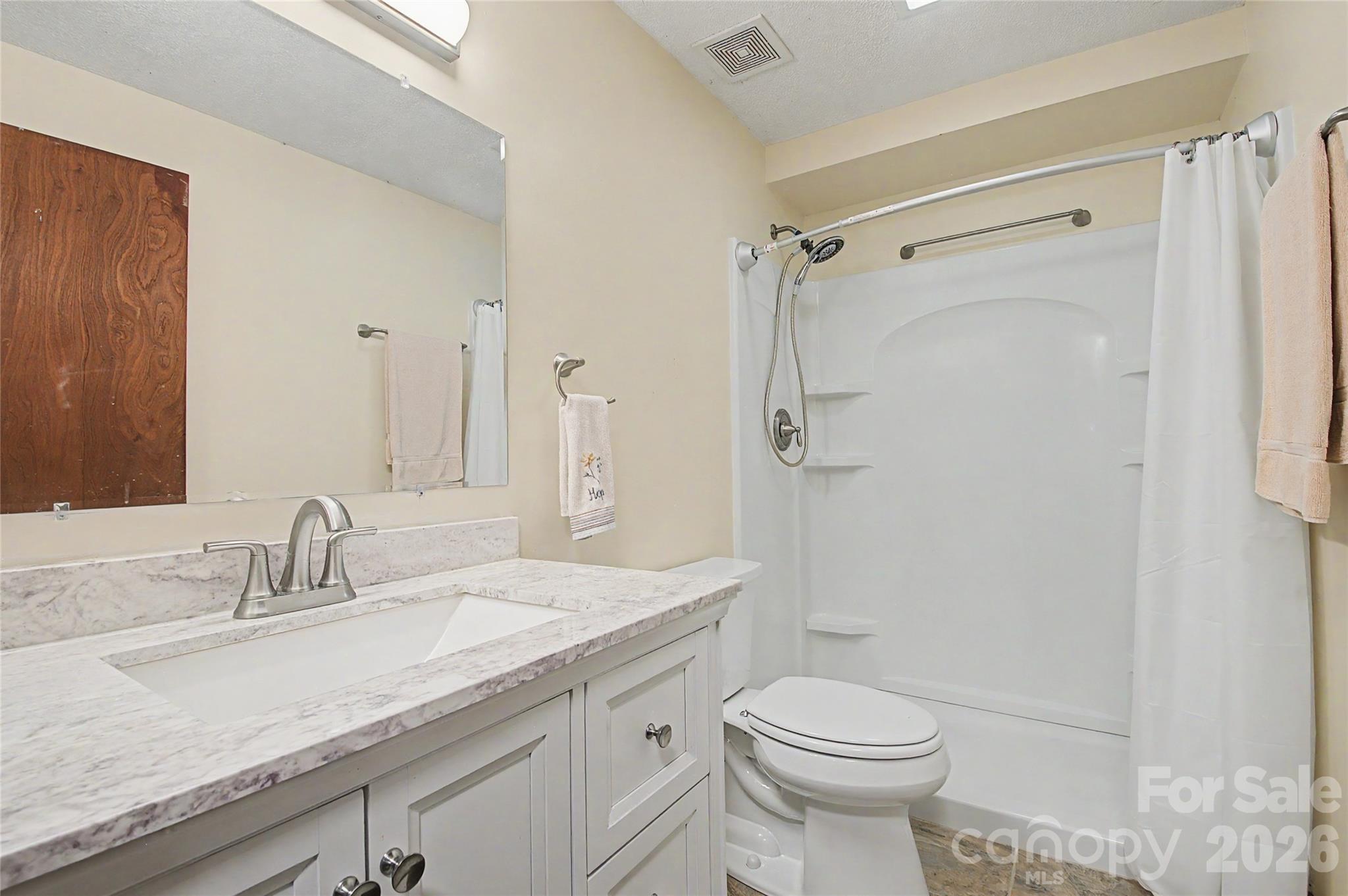 383 Ravenwood Lane 28/31 Property Photo 38