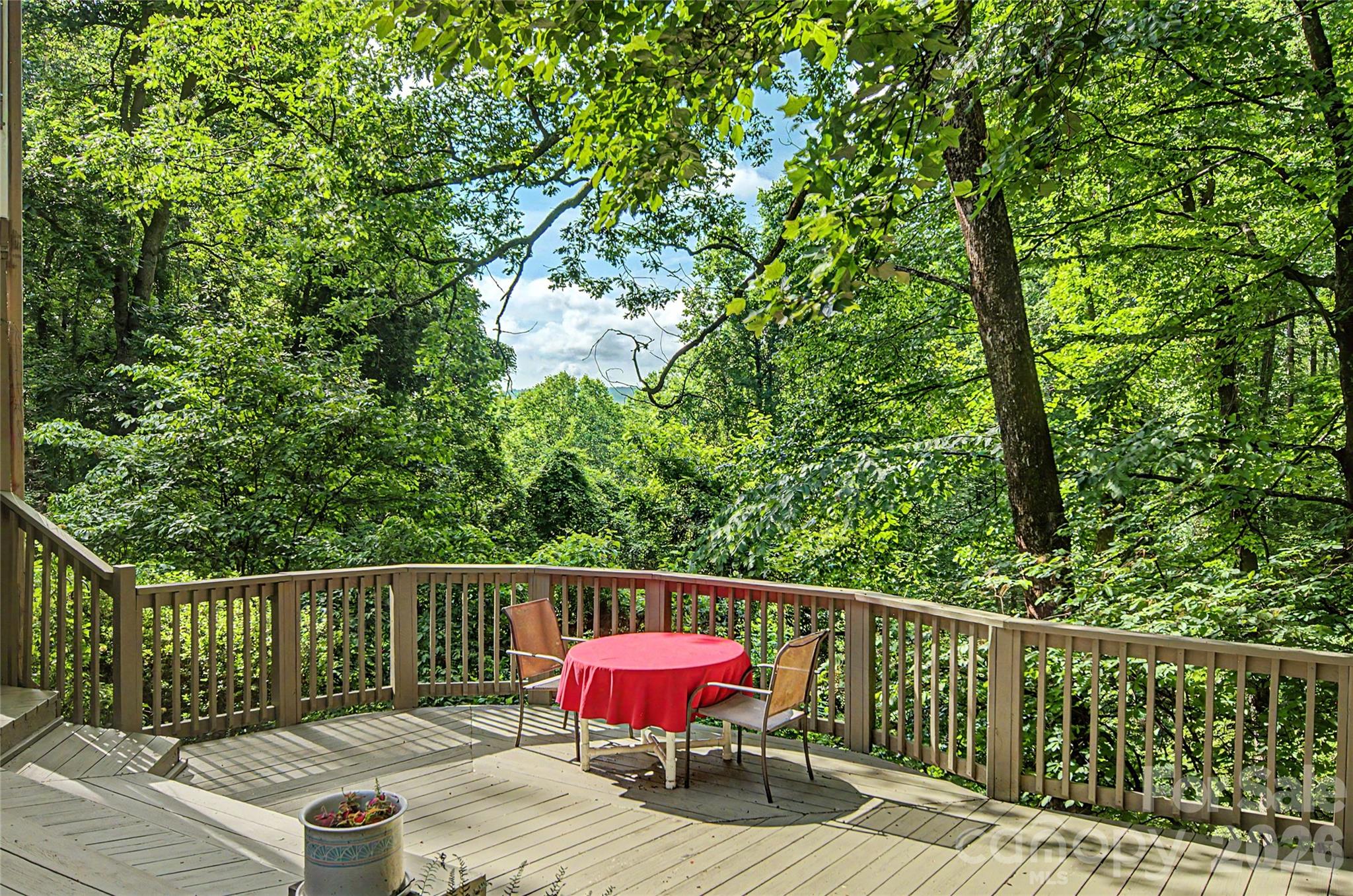 383 Ravenwood Lane 28/31 Property Photo 43