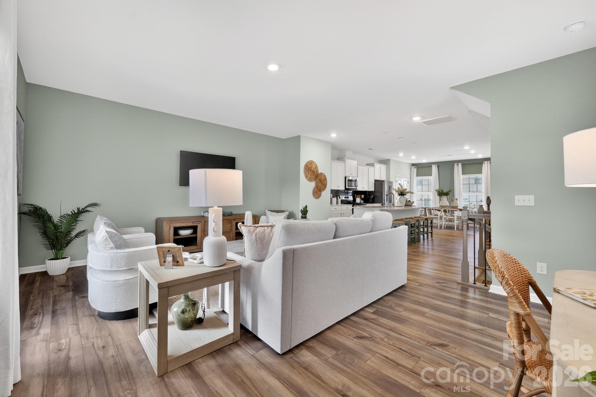 106 Nablus Trail B Property Photo 10