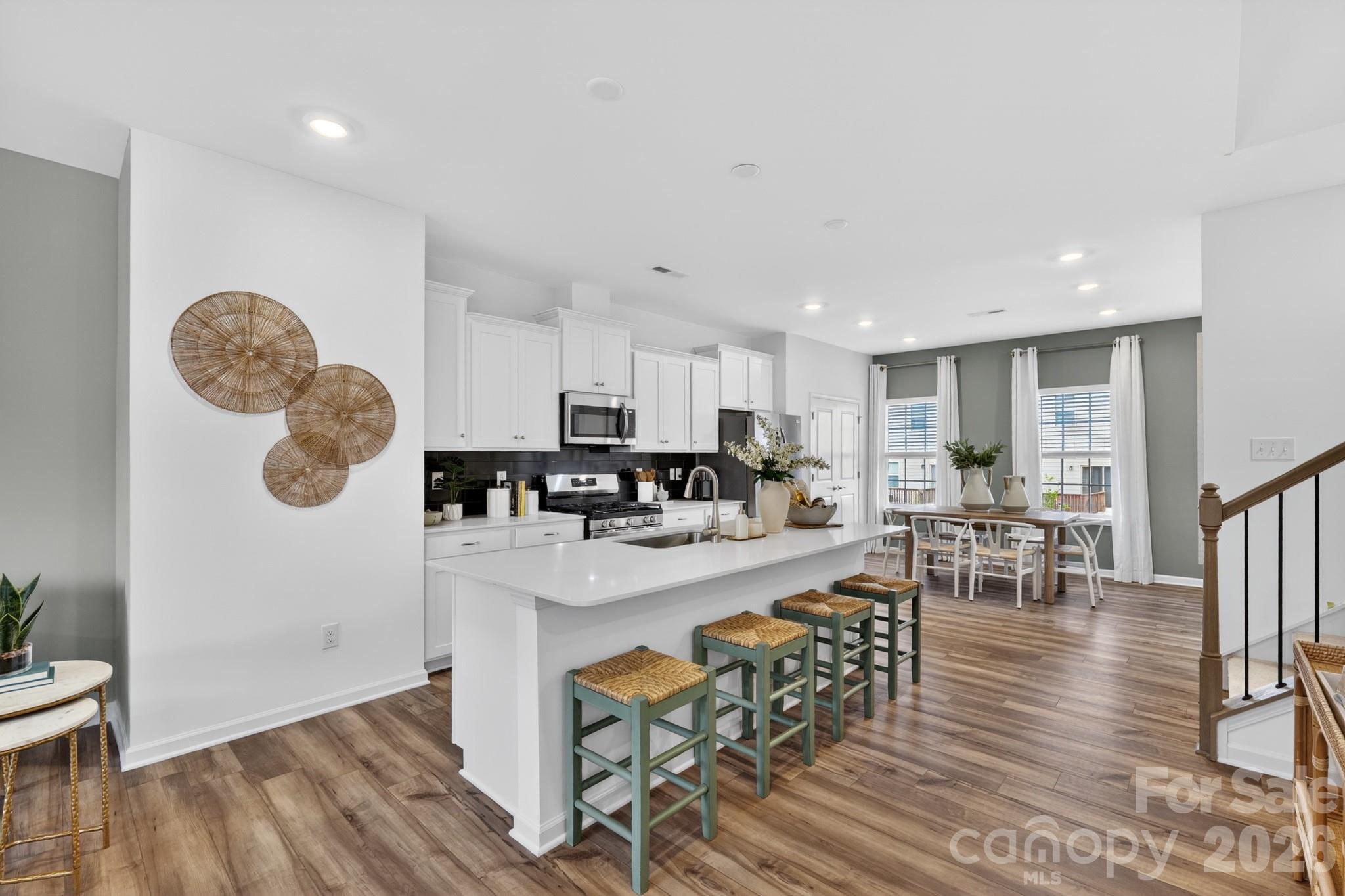 106 Nablus Trail B Property Photo 23