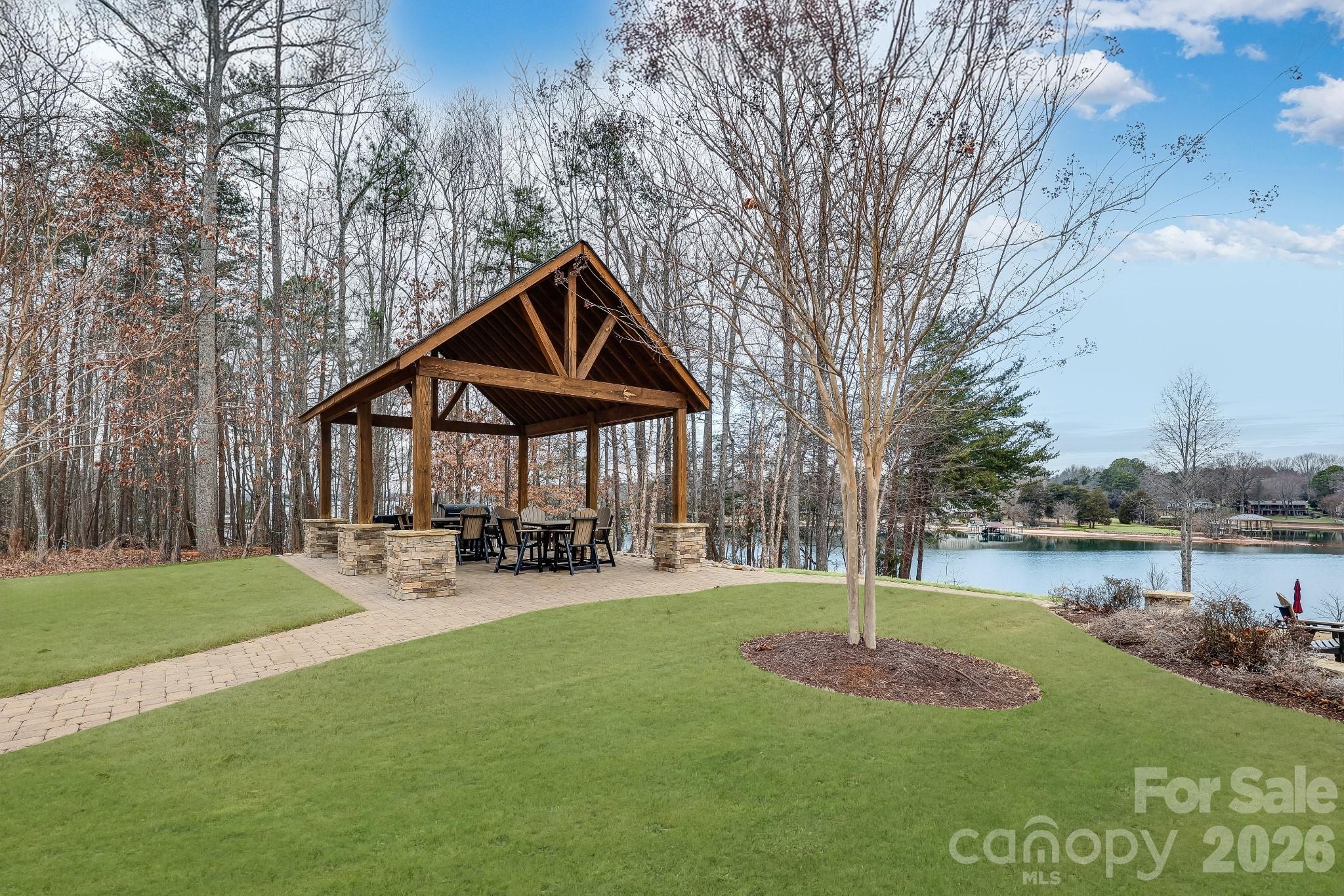 106 Nablus Trail B Property Photo 32